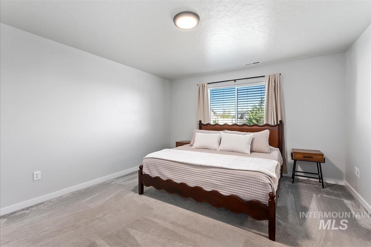 17296 N Nightjar Way Property Photo 14