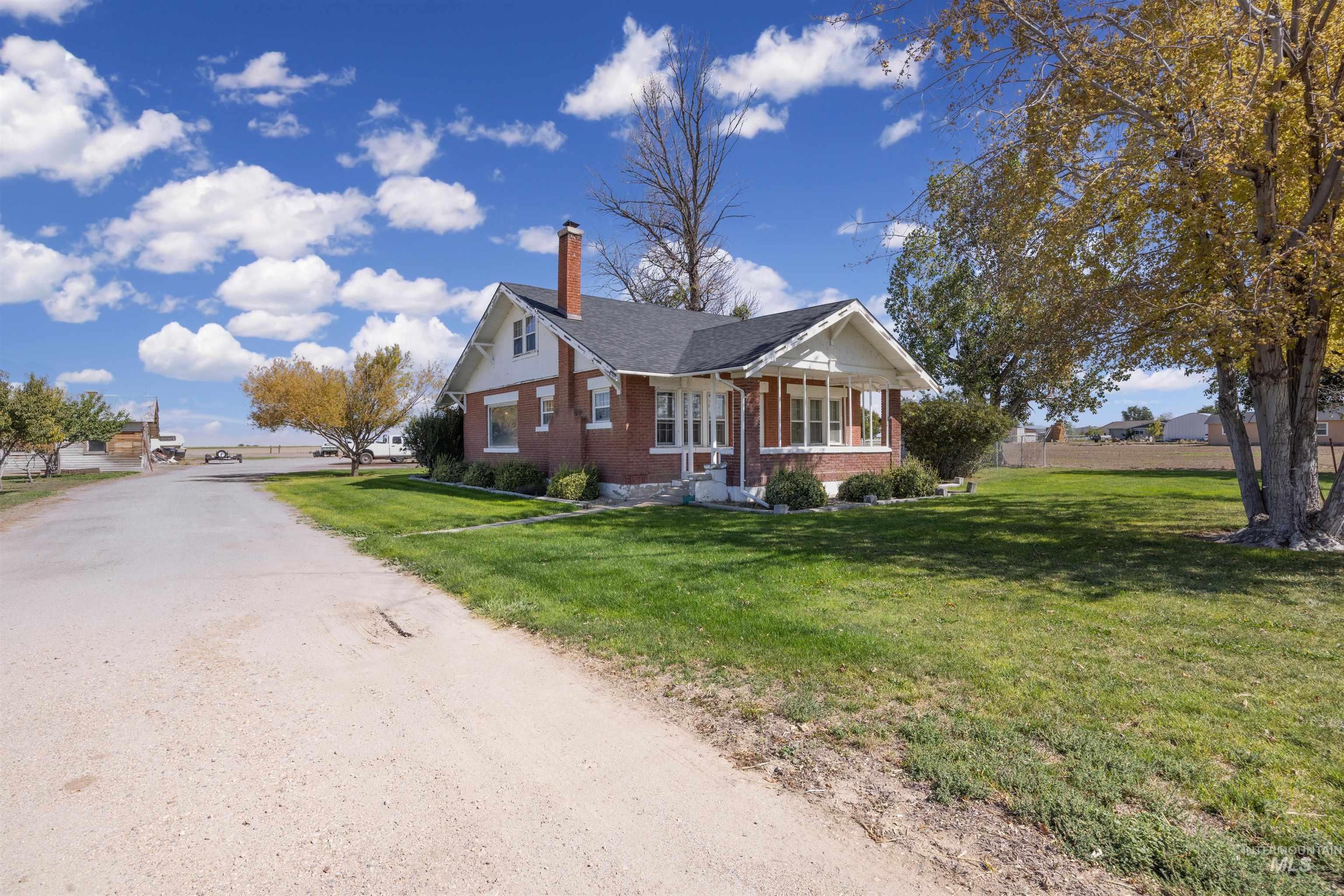 4574 Bennett Rd Property Photo 1
