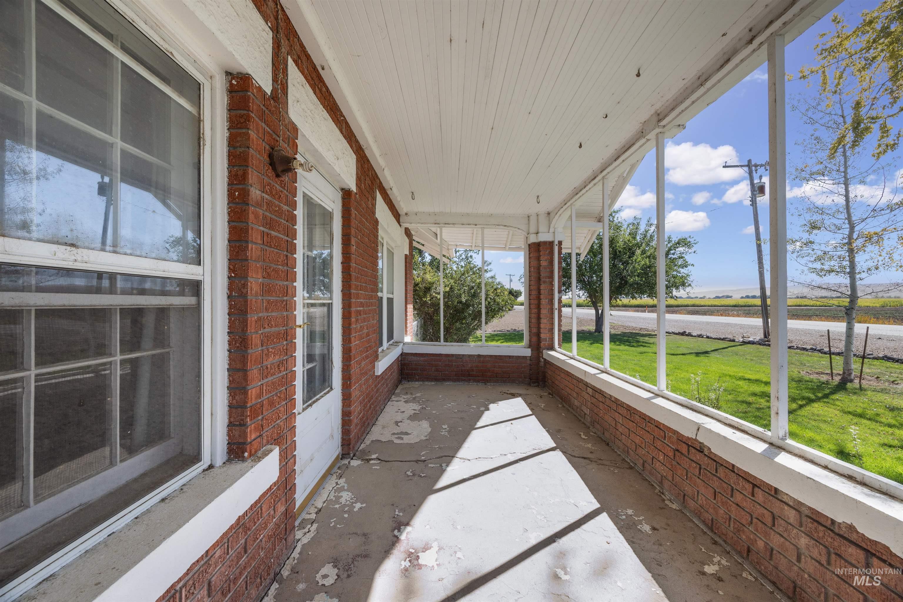 4574 Bennett Rd Property Photo 2