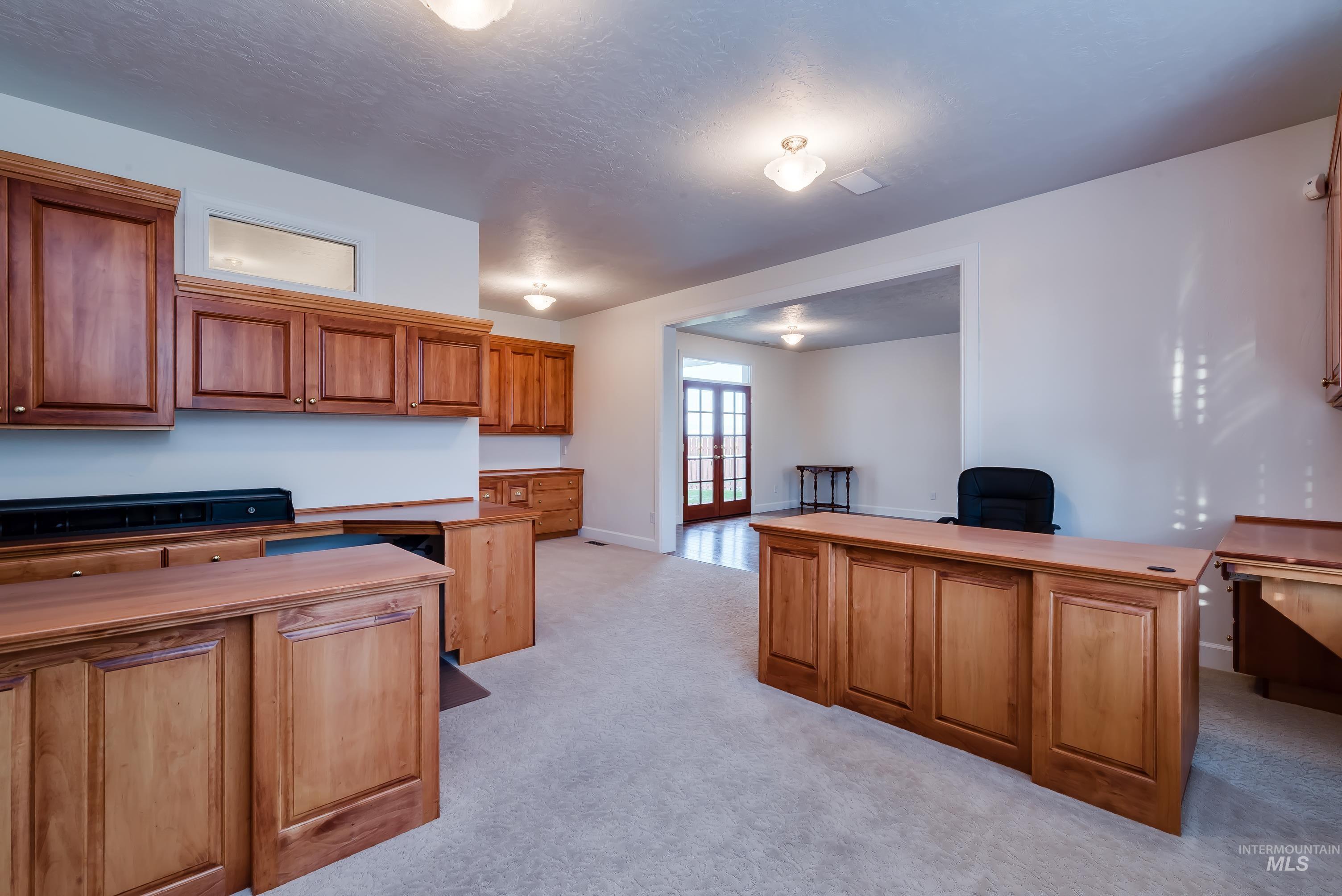 8716 Quail Ridge Dr. Property Photo 22