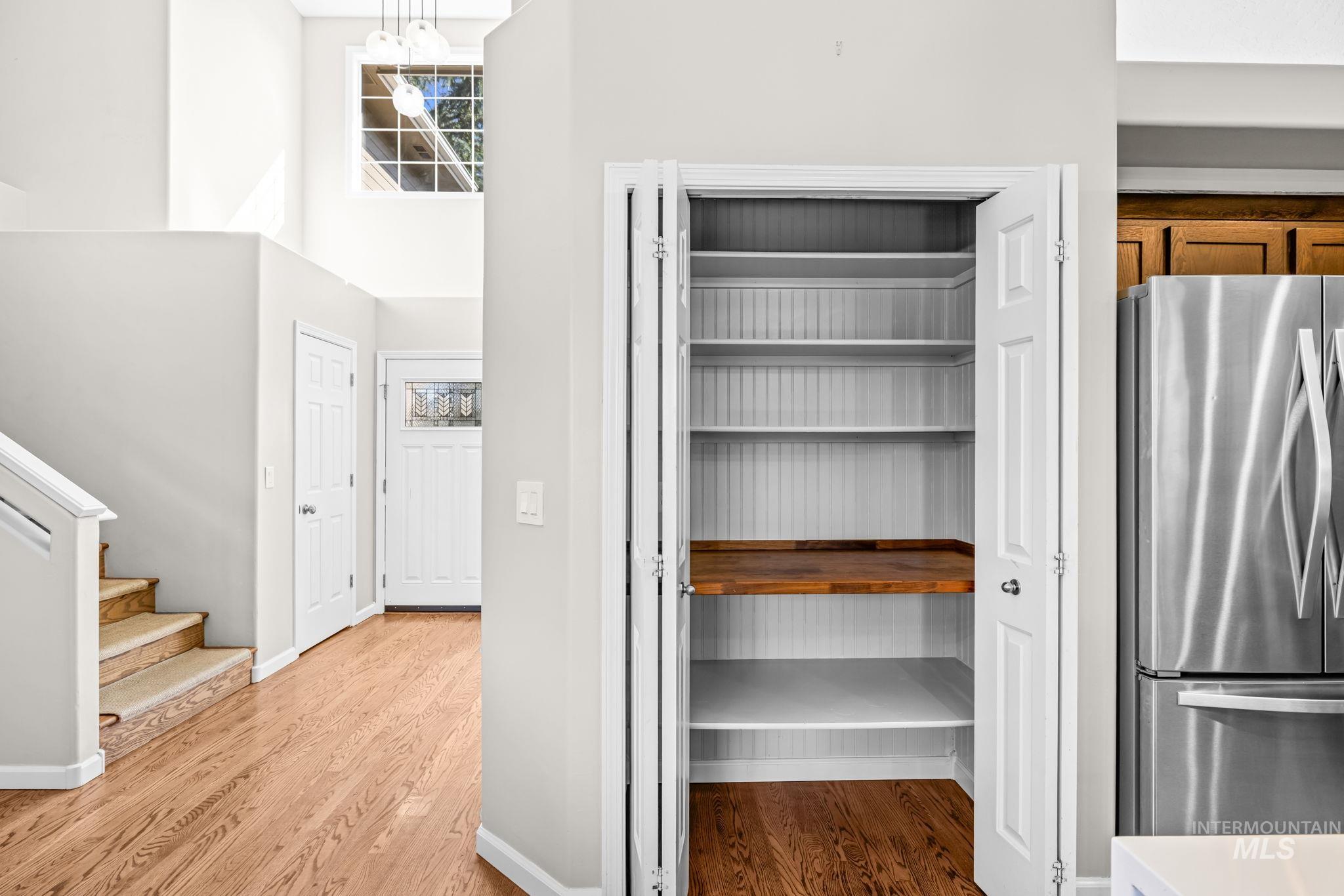 14026 W Bunkerhill St Property Photo 18