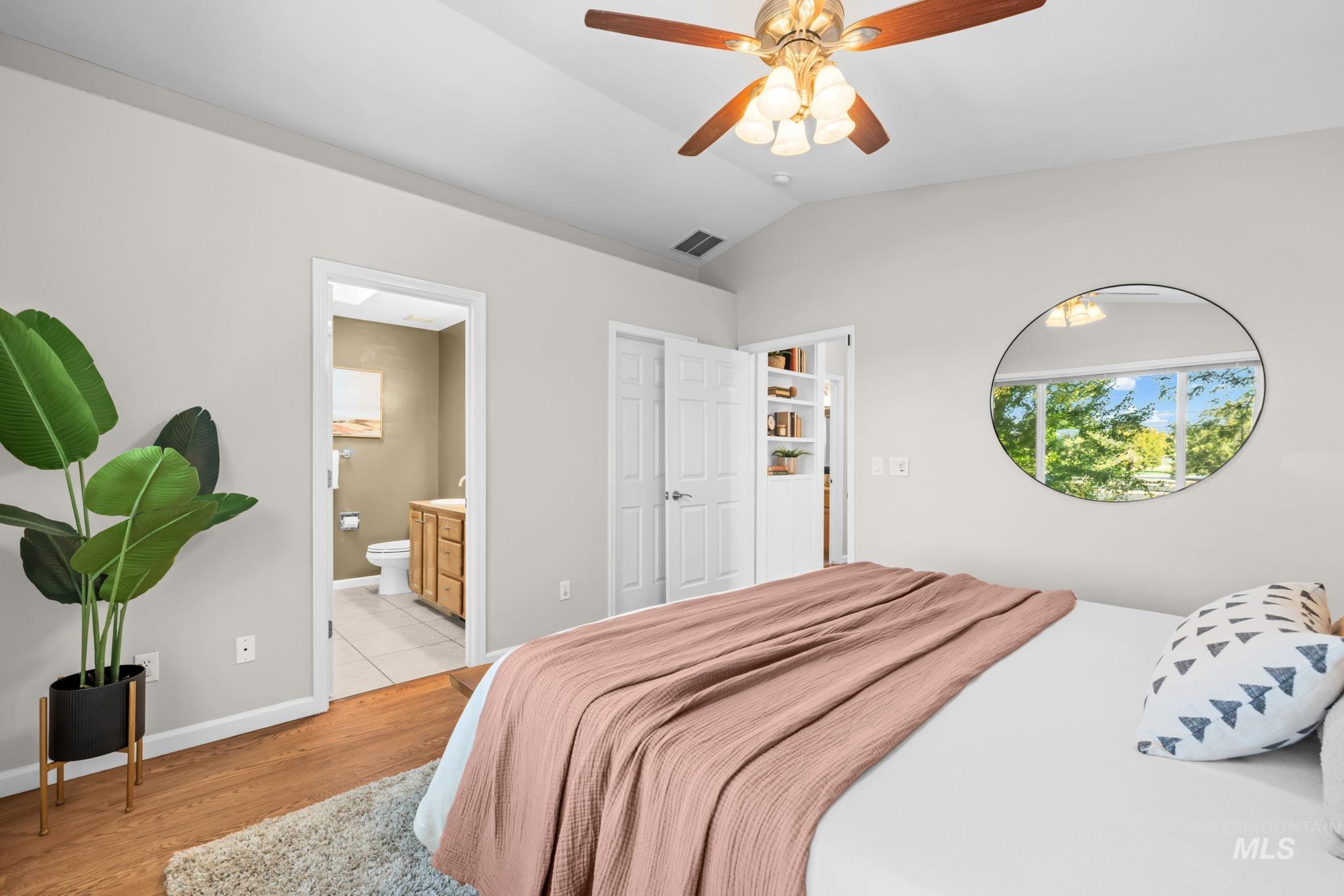 14026 W Bunkerhill St Property Photo 32