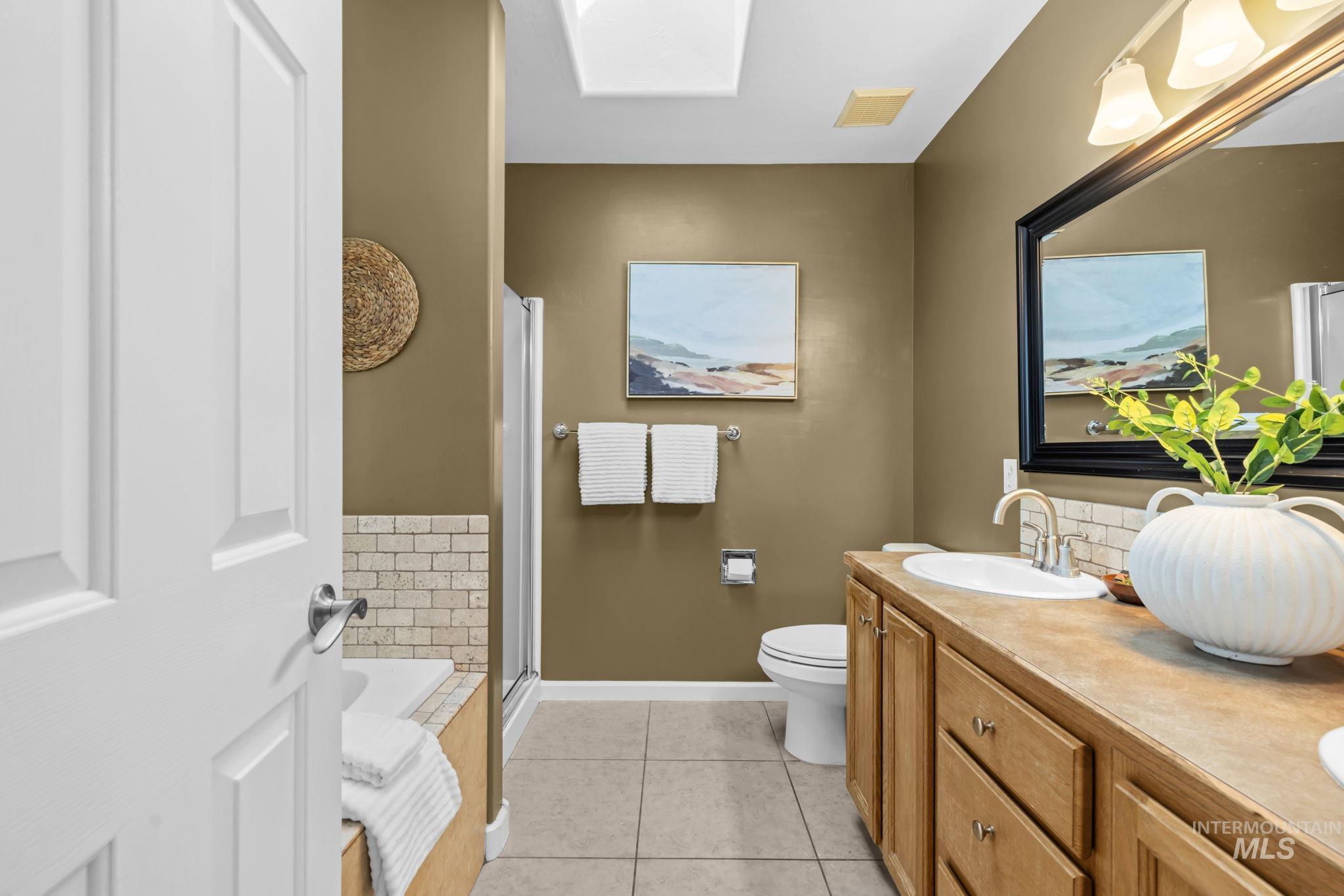 14026 W Bunkerhill St Property Photo 34