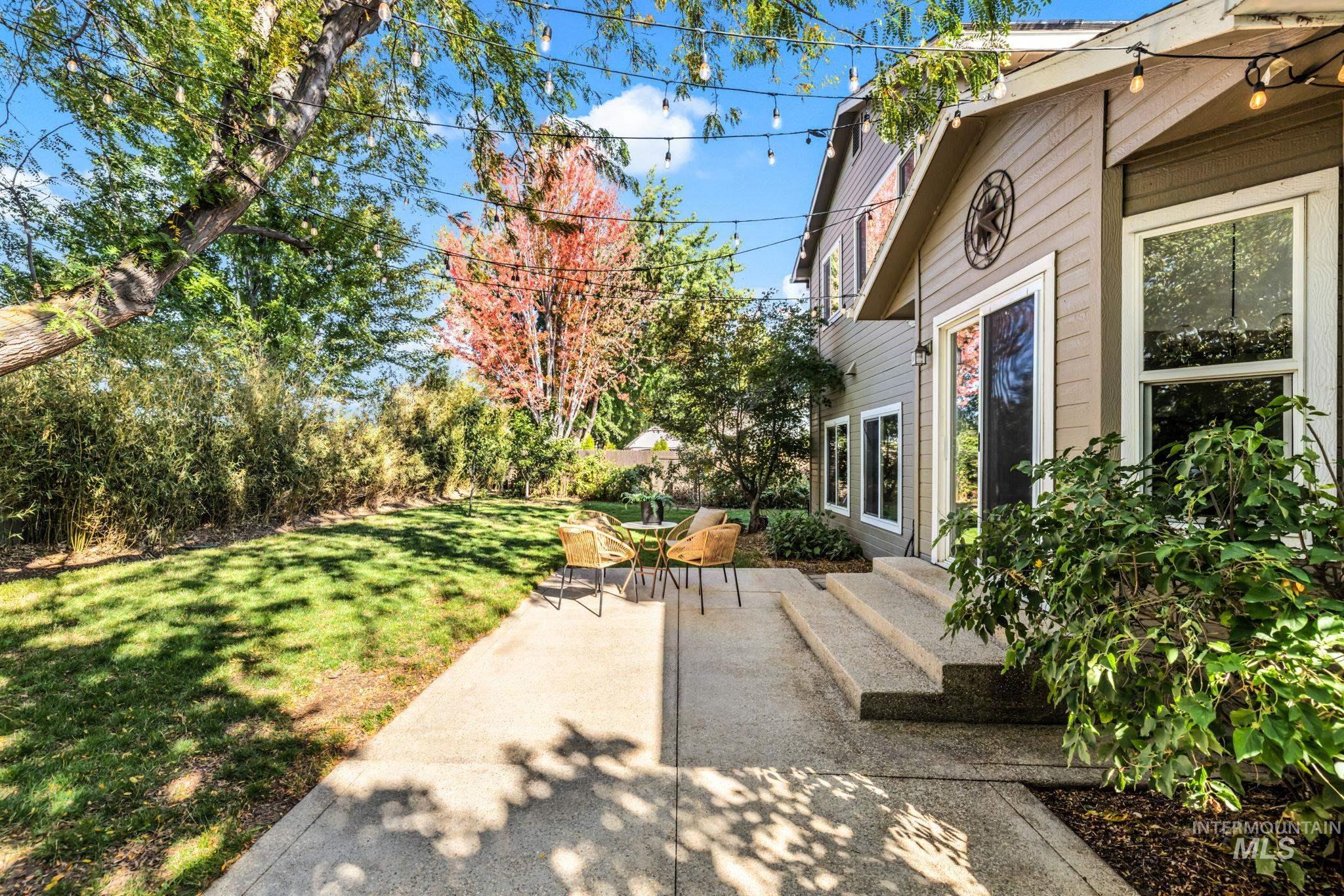 14026 W Bunkerhill St Property Photo 41