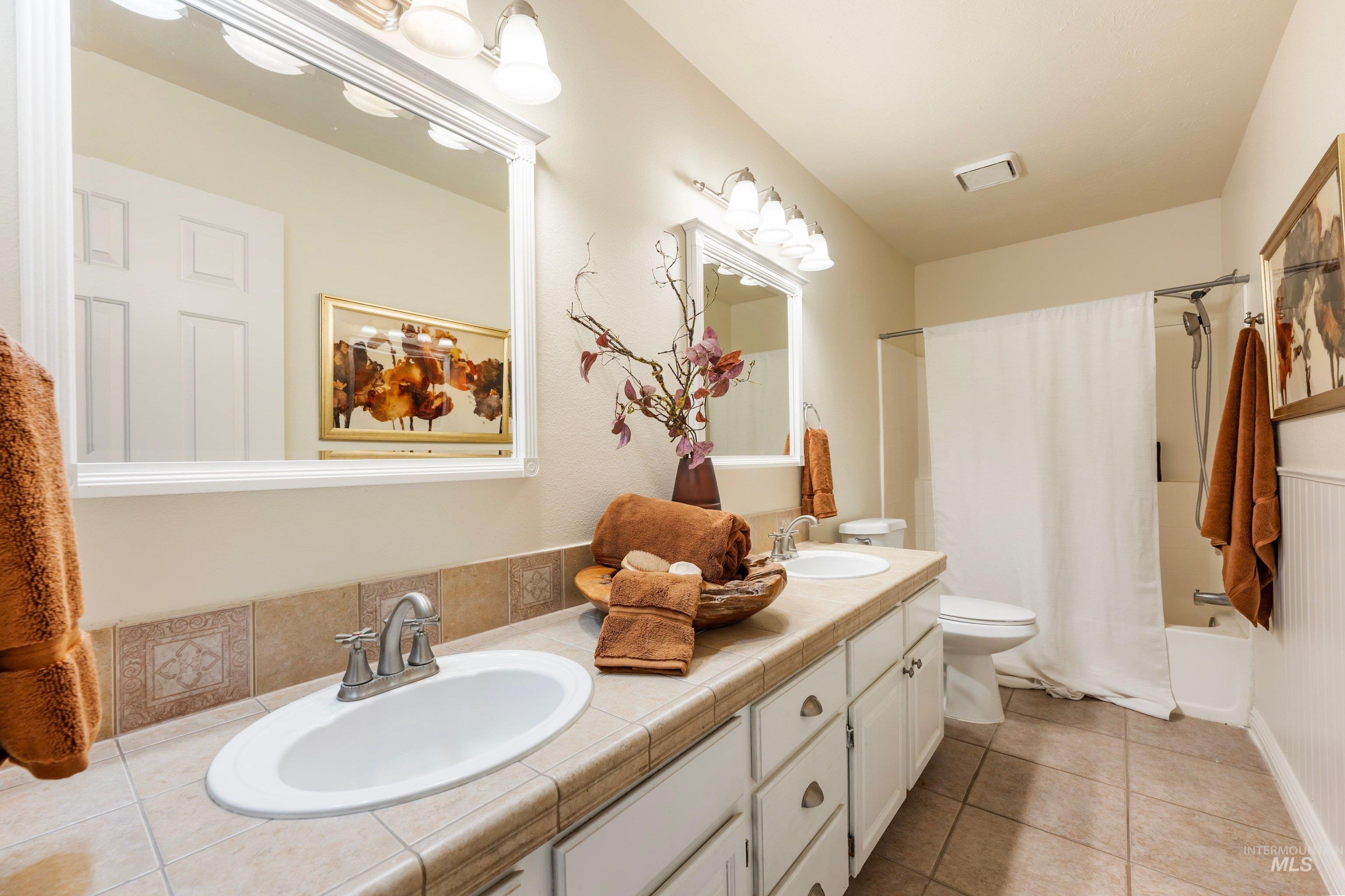 6751 N Barney Lane Property Photo 27