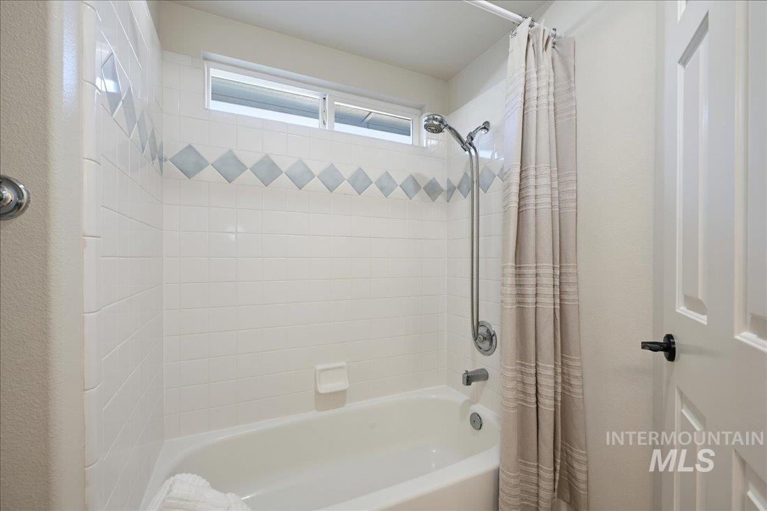 3064 E Nature Dr Property Photo 38