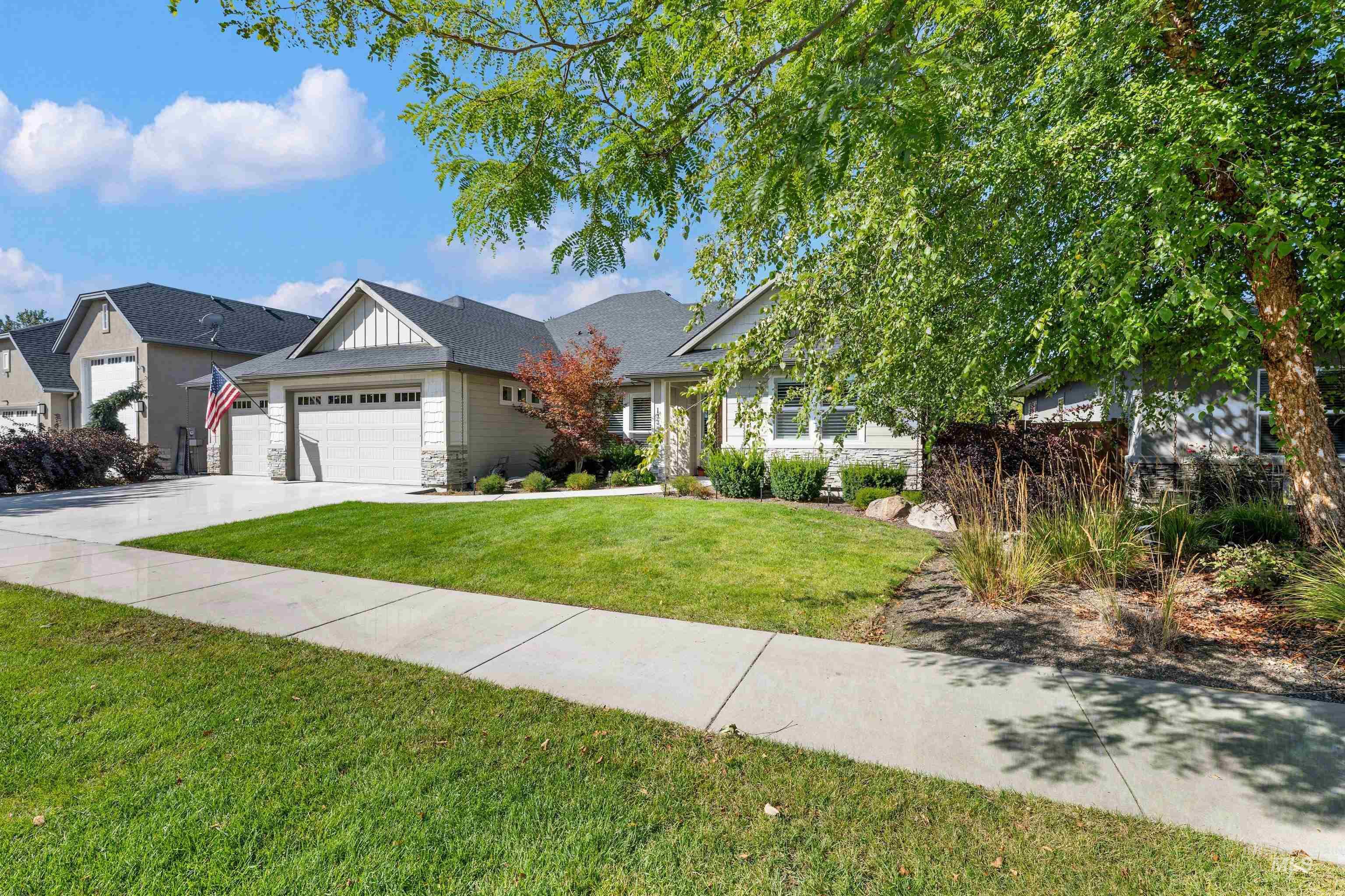 133 S Baxter Way Property Photo 3