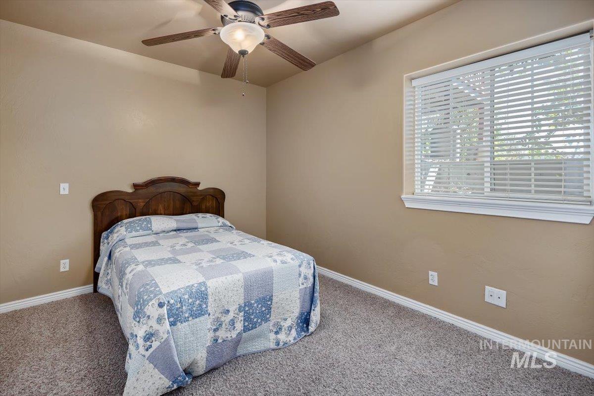 1354 E 4400 N Property Photo 27