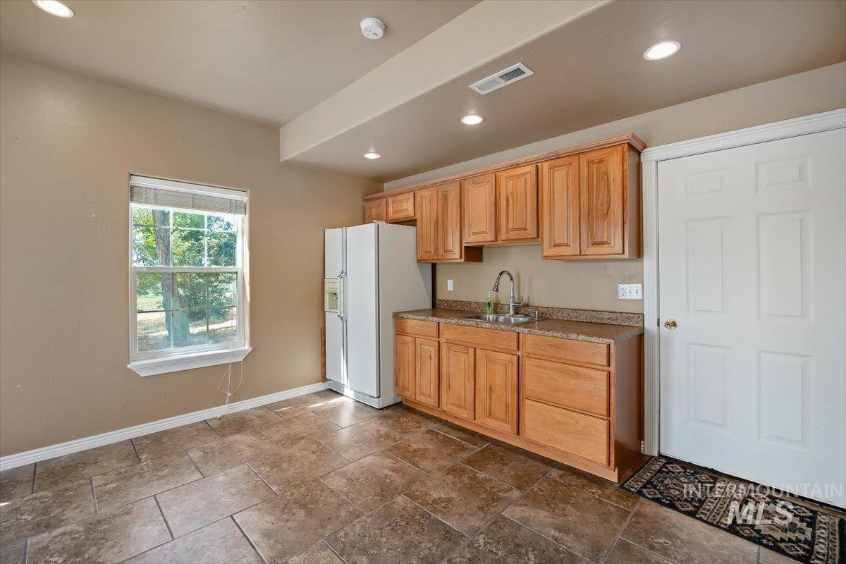 1354 E 4400 N Property Photo 32