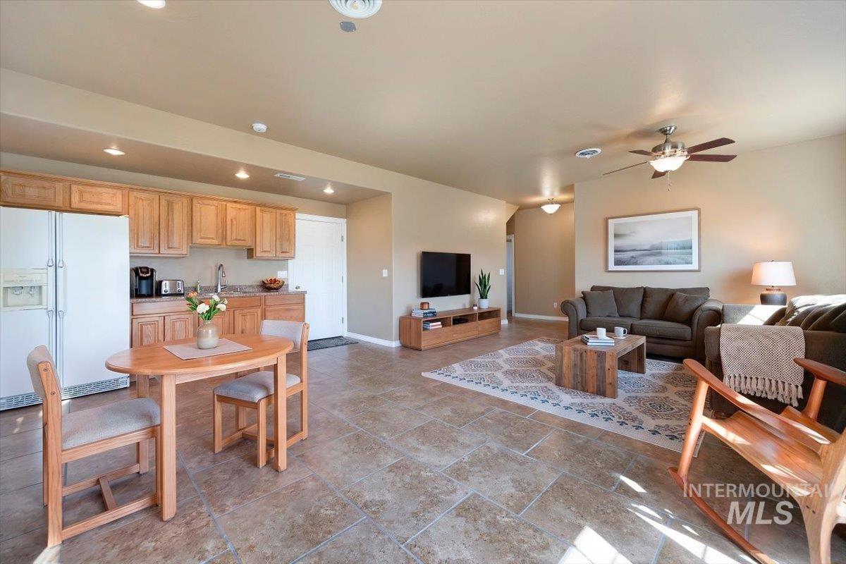1354 E 4400 N Property Photo 34
