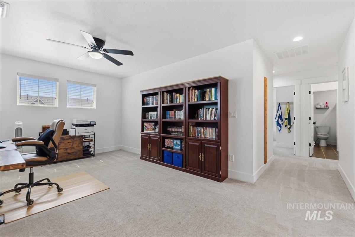 10128 Irongate Dr Property Photo 22