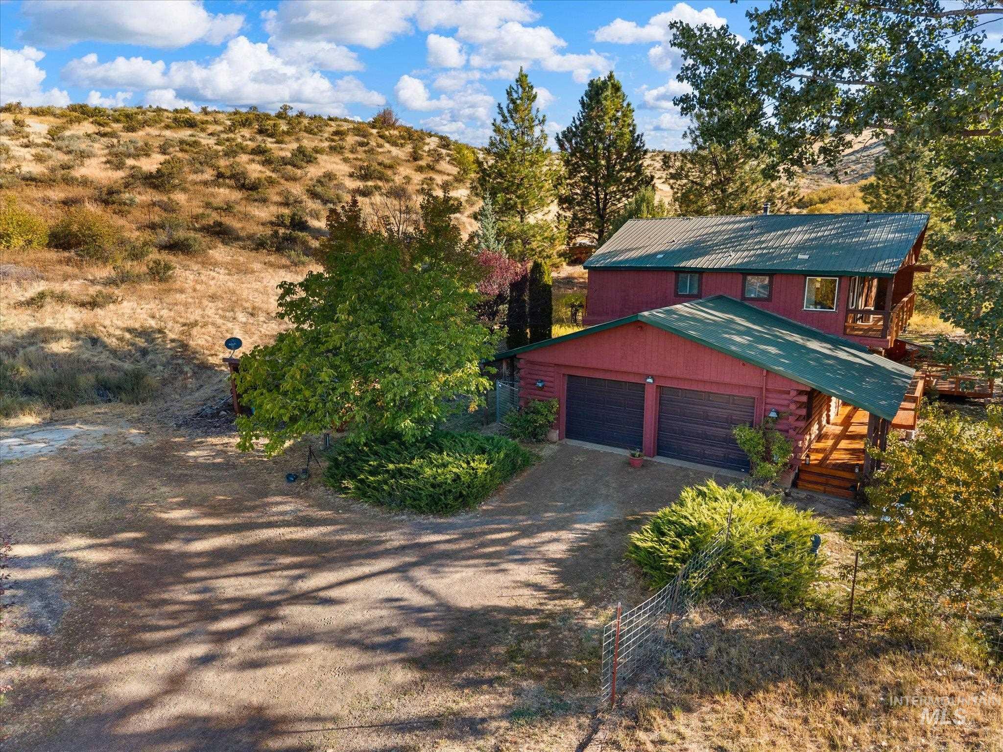 2466 Hwy 95 Property Photo 1