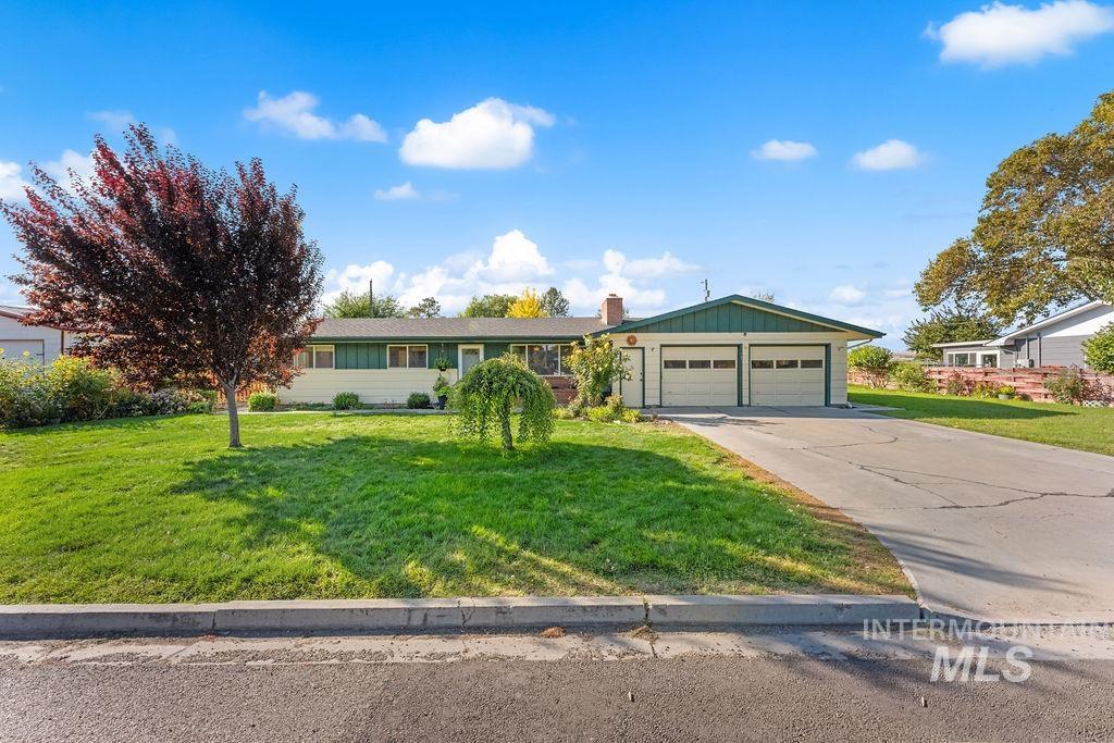 127 W Mckinley Property Photo 3