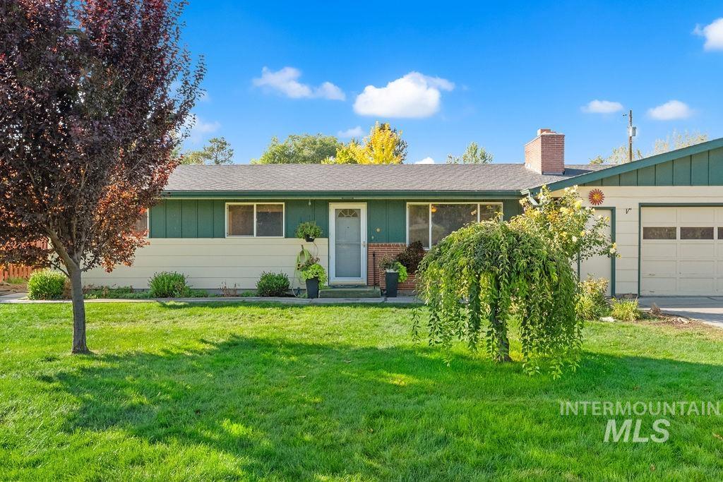 127 W Mckinley Property Photo 4