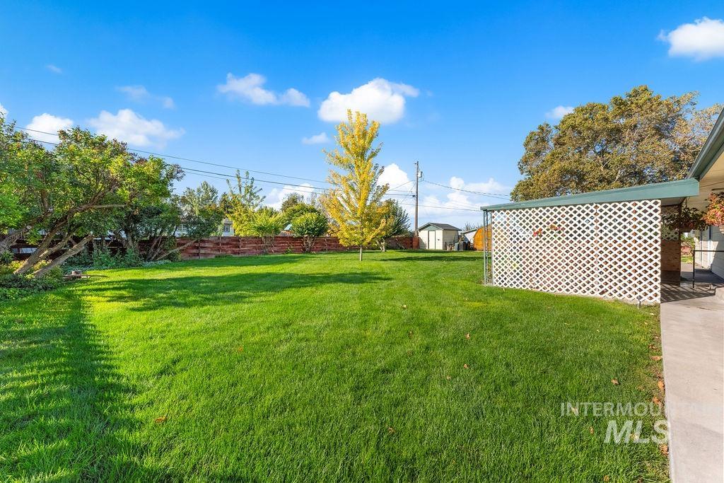 127 W Mckinley Property Photo 7