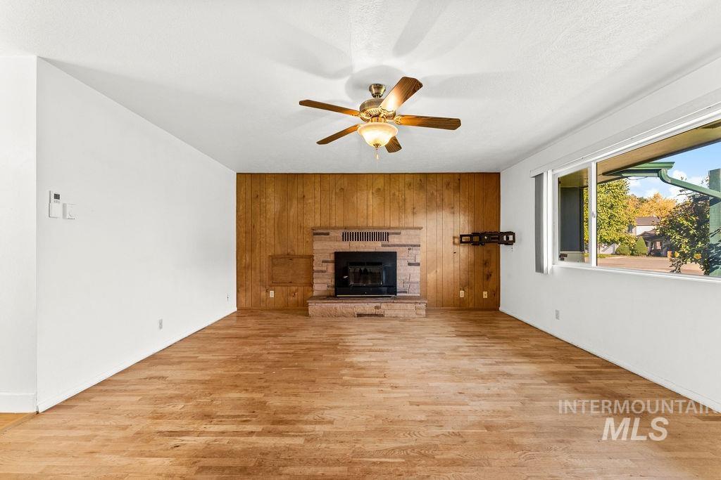 127 W Mckinley Property Photo 14