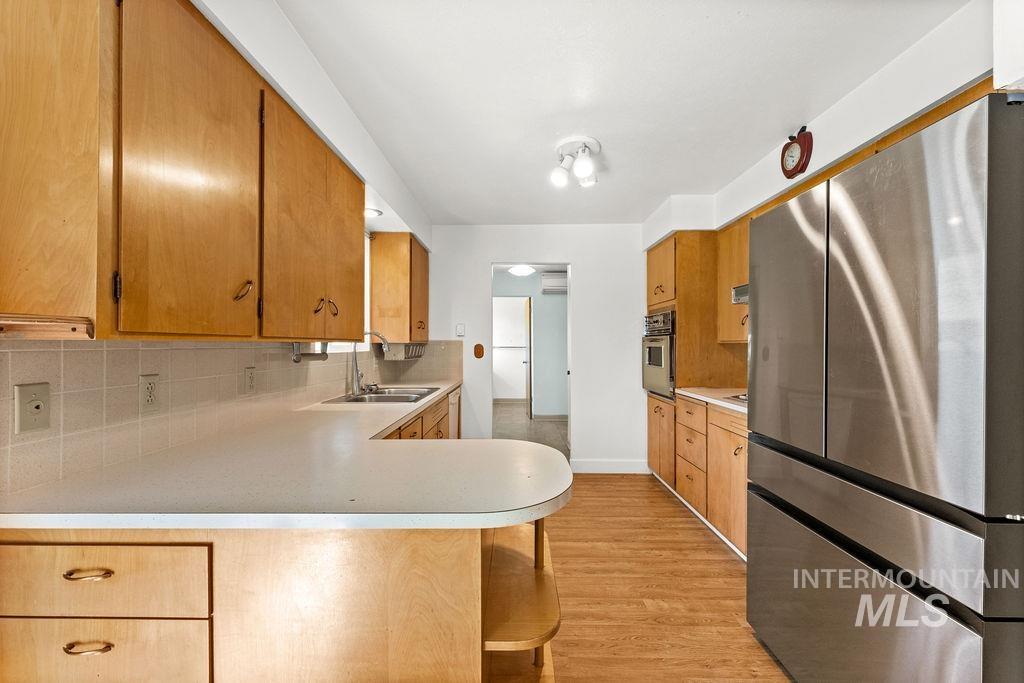 127 W Mckinley Property Photo 23