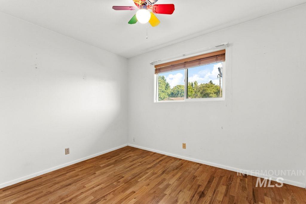 127 W Mckinley Property Photo 34
