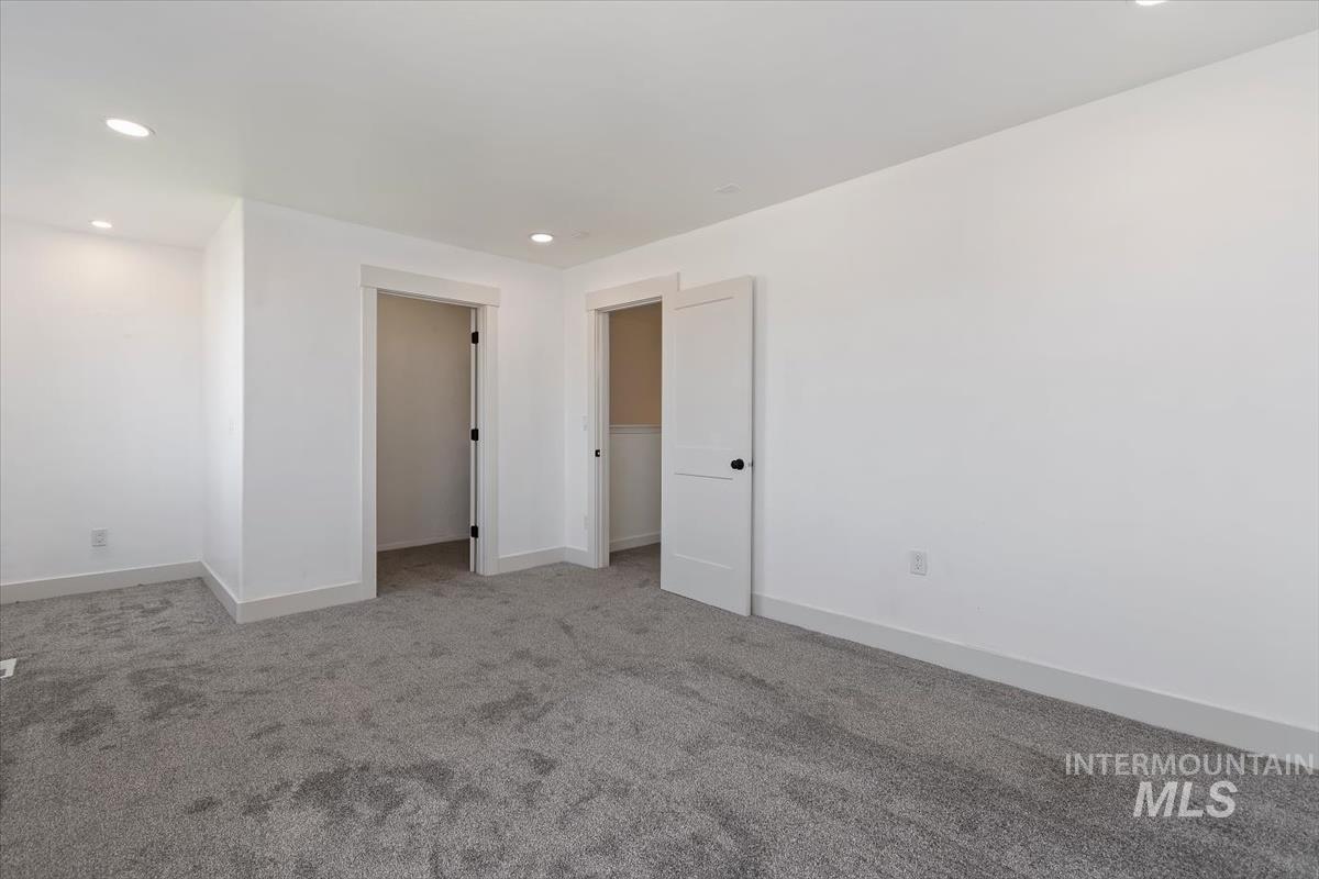 3915 N Abbott St Property Photo 30