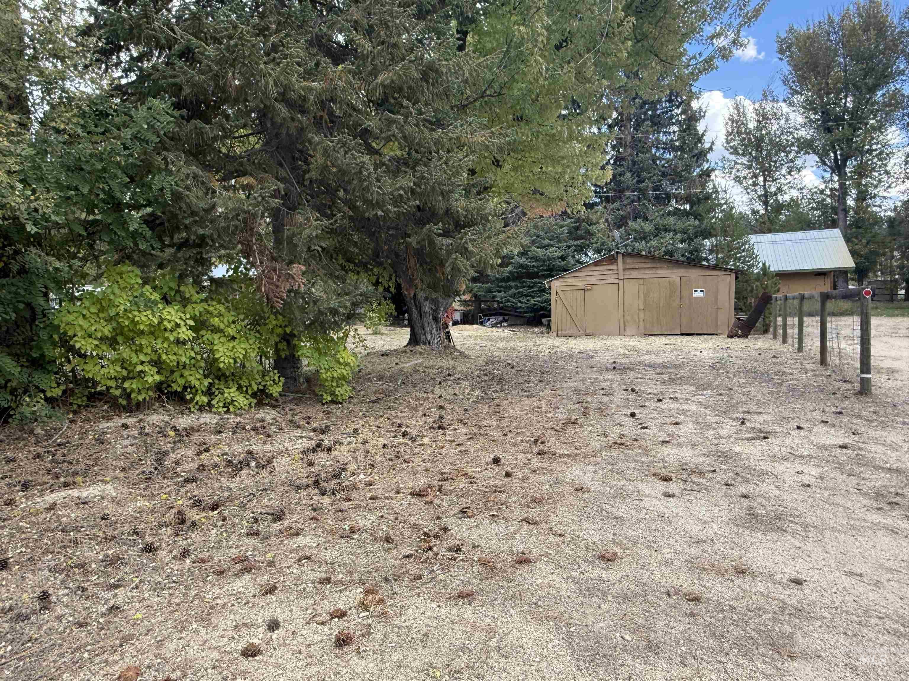 116 Cottonwood St. Property Photo 5