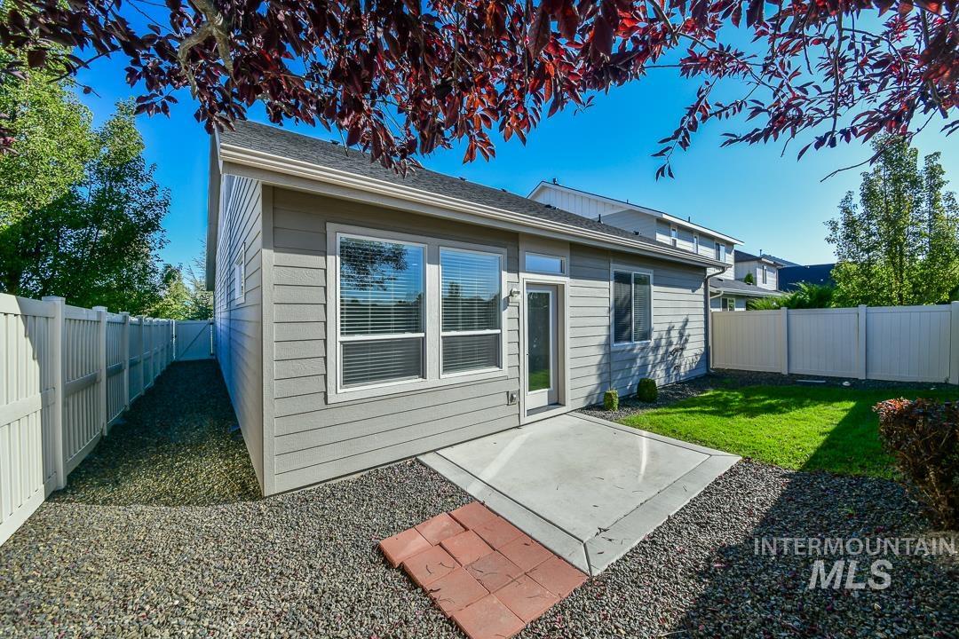 3349 E Girdner Dr Property Photo 25