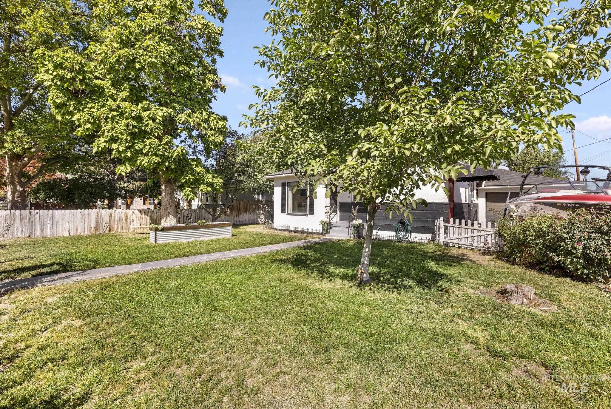 767 Shoup Avenue Property Photo 2