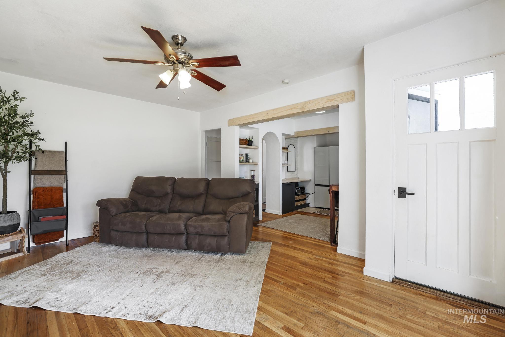 767 Shoup Avenue Property Photo 8