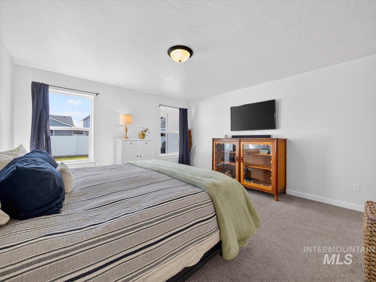 1118 Werle Way Property Photo 34
