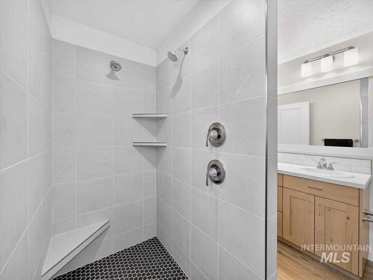 1118 Werle Way Property Photo 40