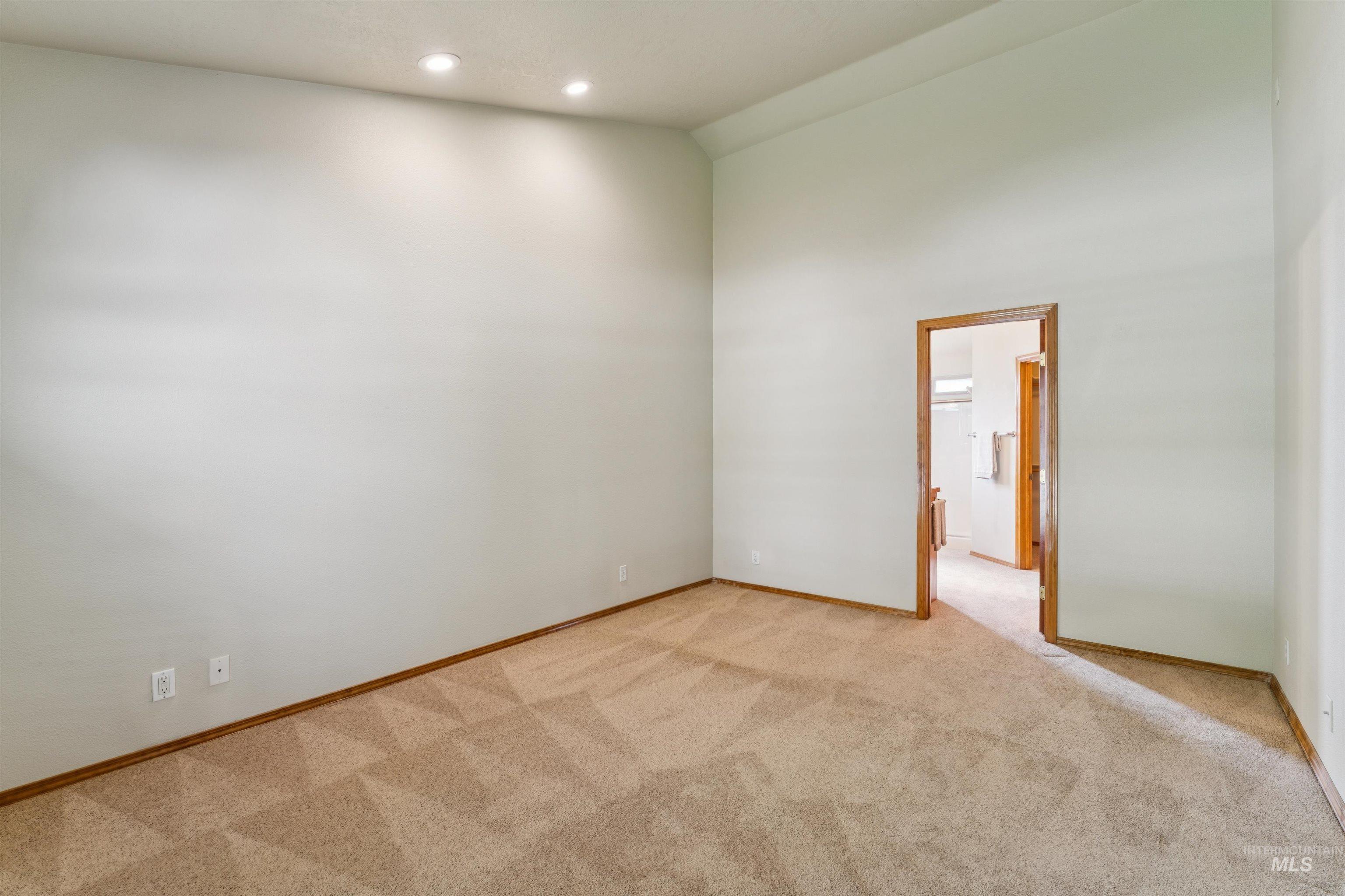 14045 W Hartford Drive Property Photo 17