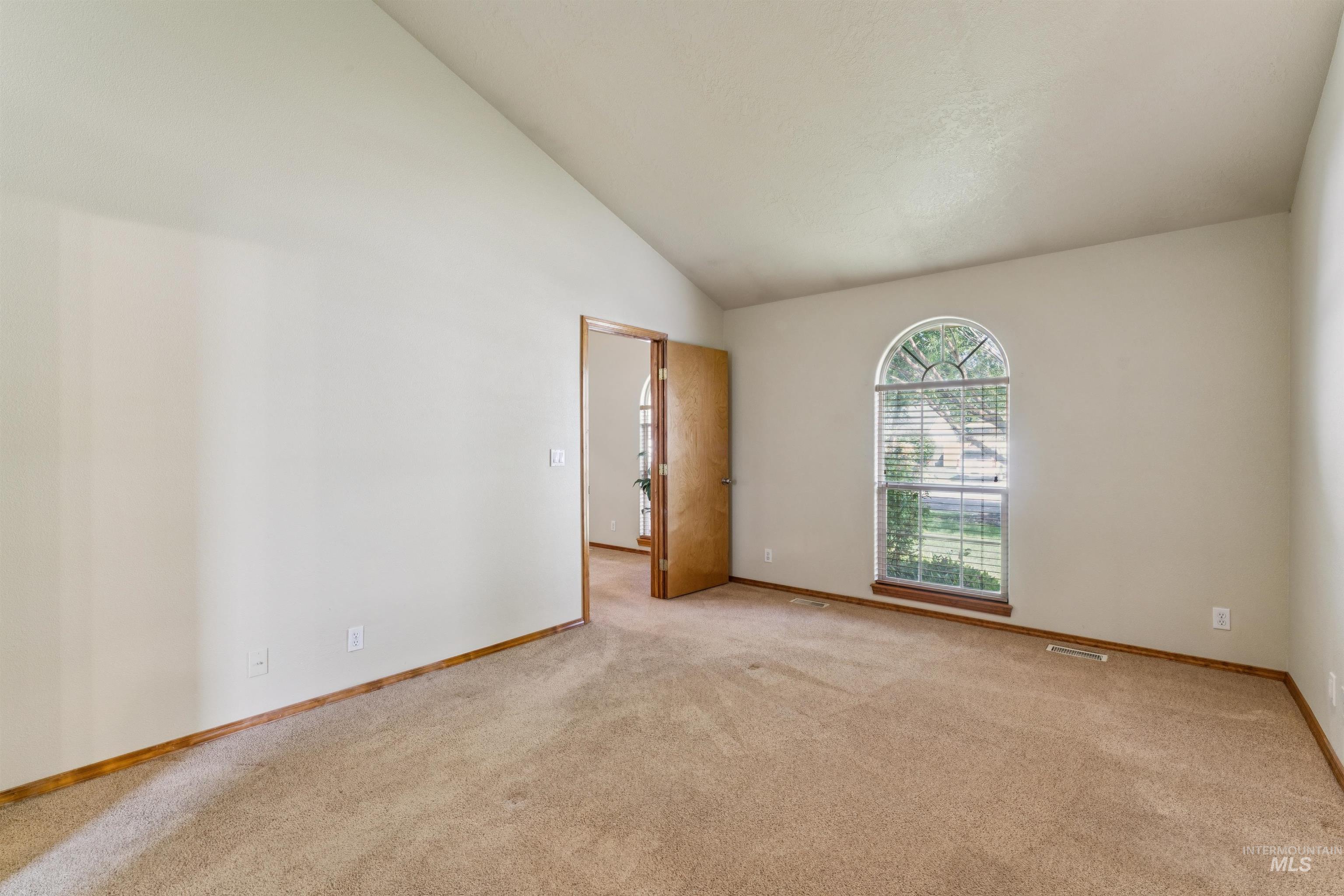 14045 W Hartford Drive Property Photo 19