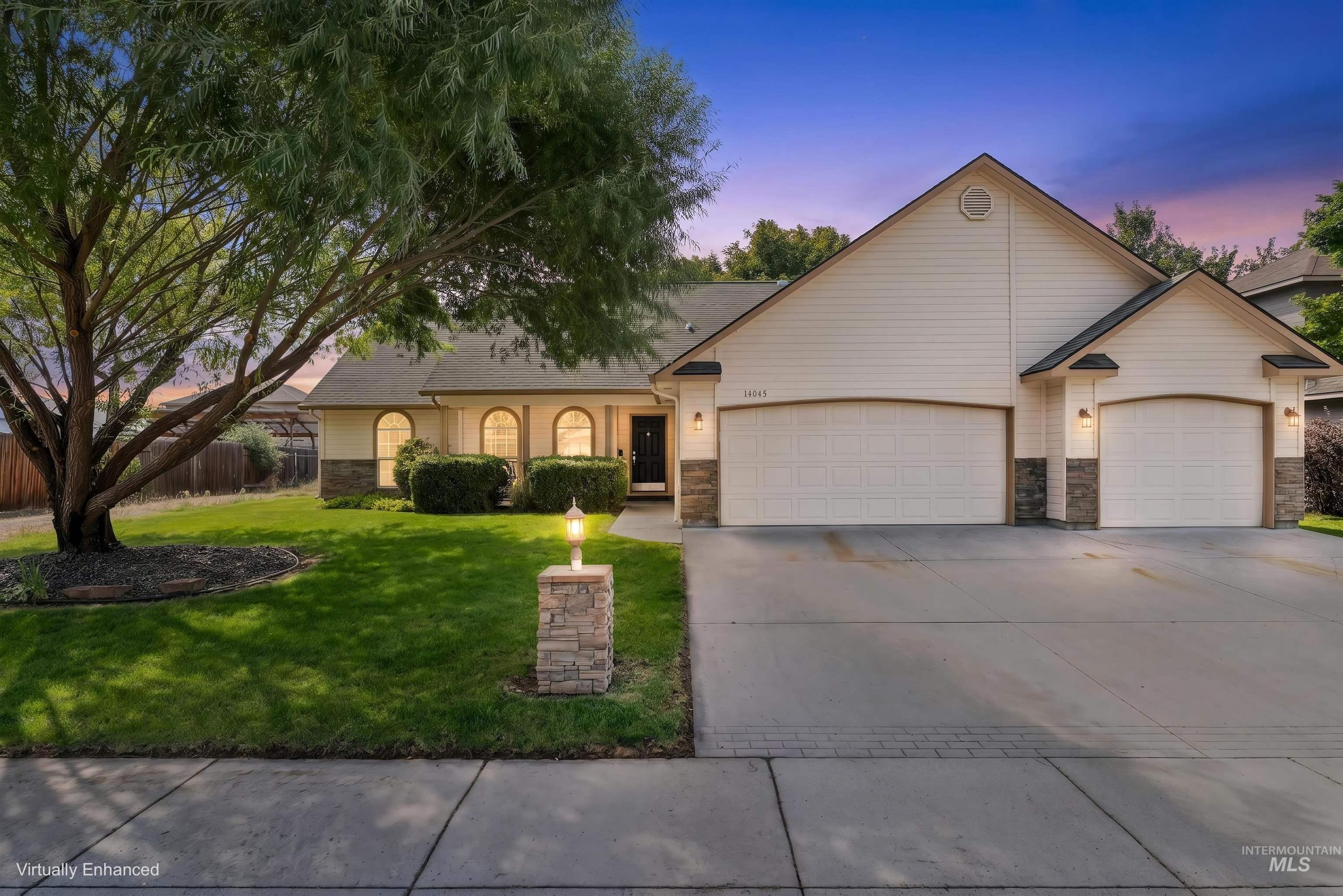 14045 W Hartford Drive Property Photo 42