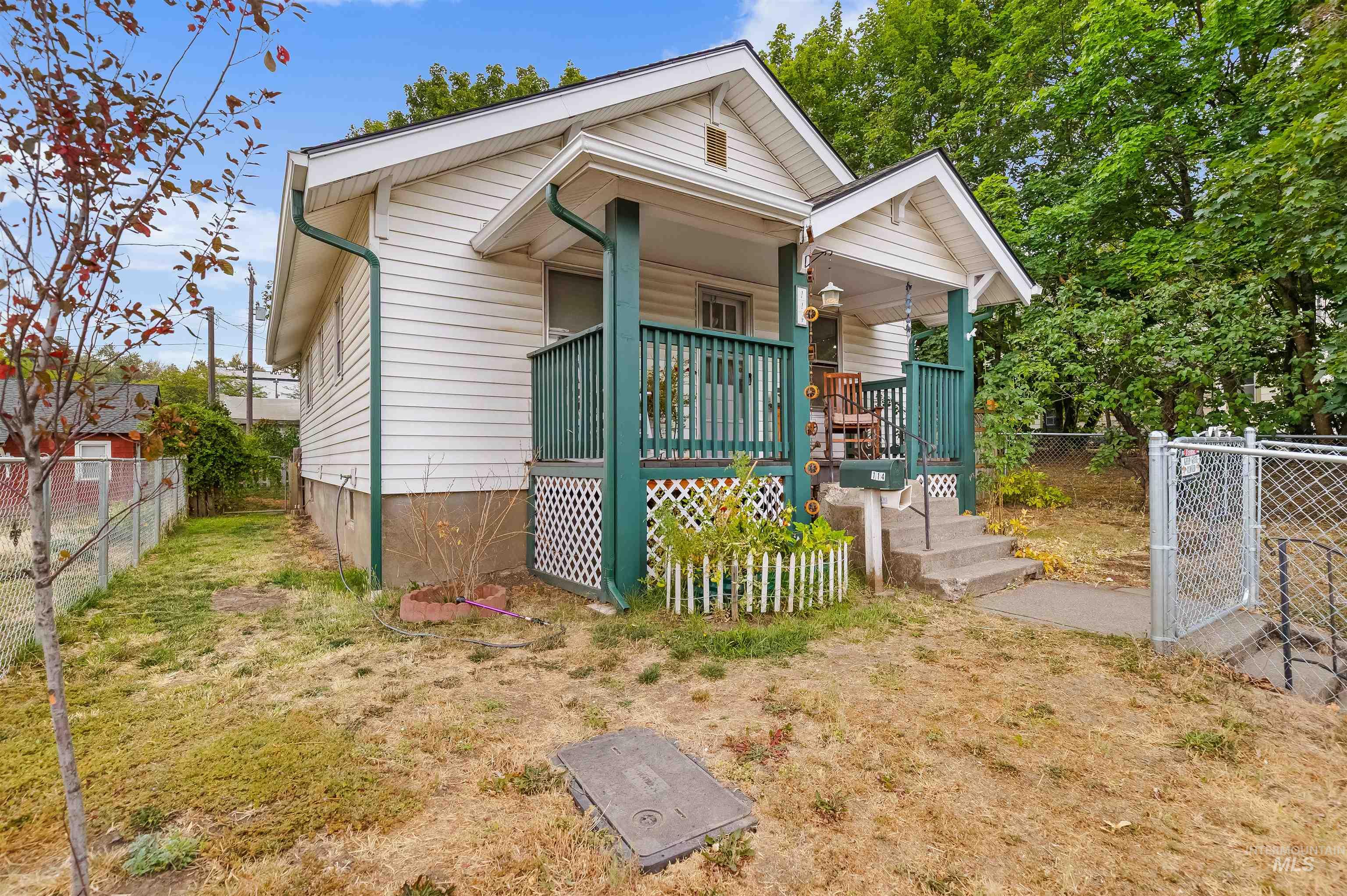 114, 116, 120 N Jackson St/ W. A St Property Photo 36