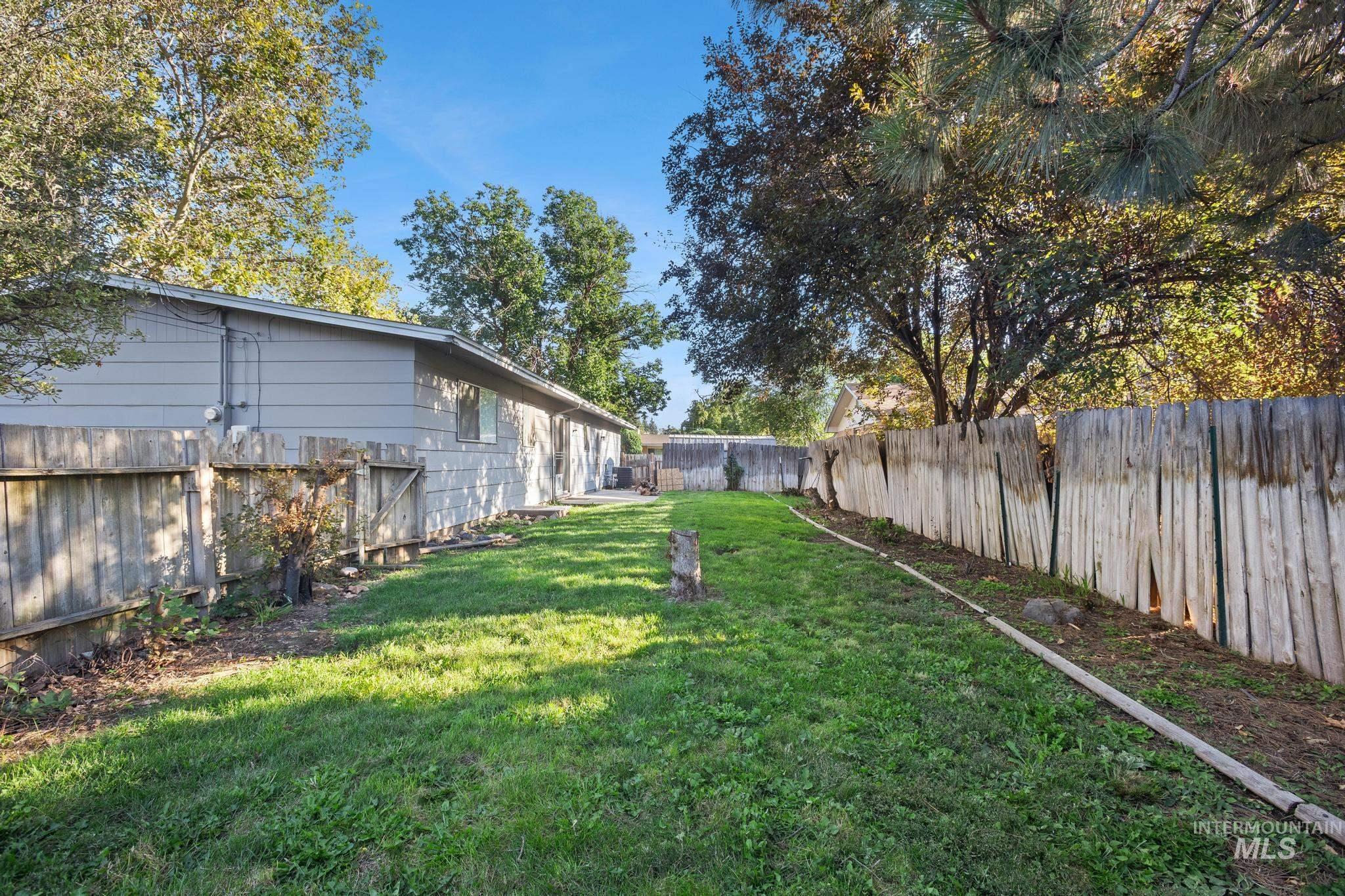 2037 S Curtis Rd Property Photo 30