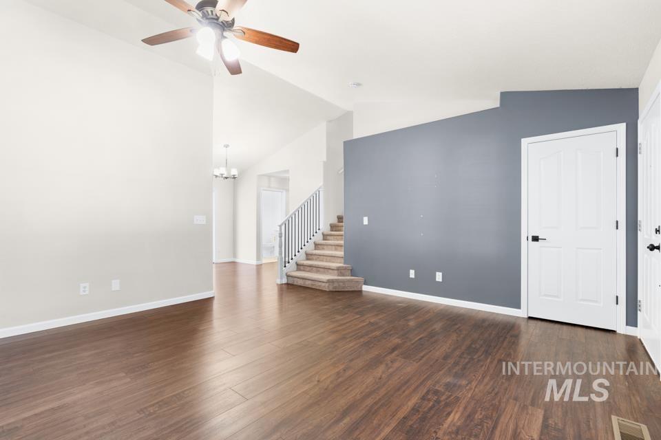 1304 N Atherton Property Photo 3