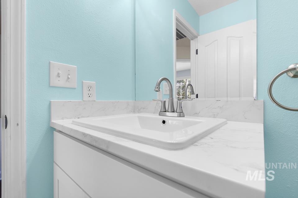 1304 N Atherton Property Photo 18