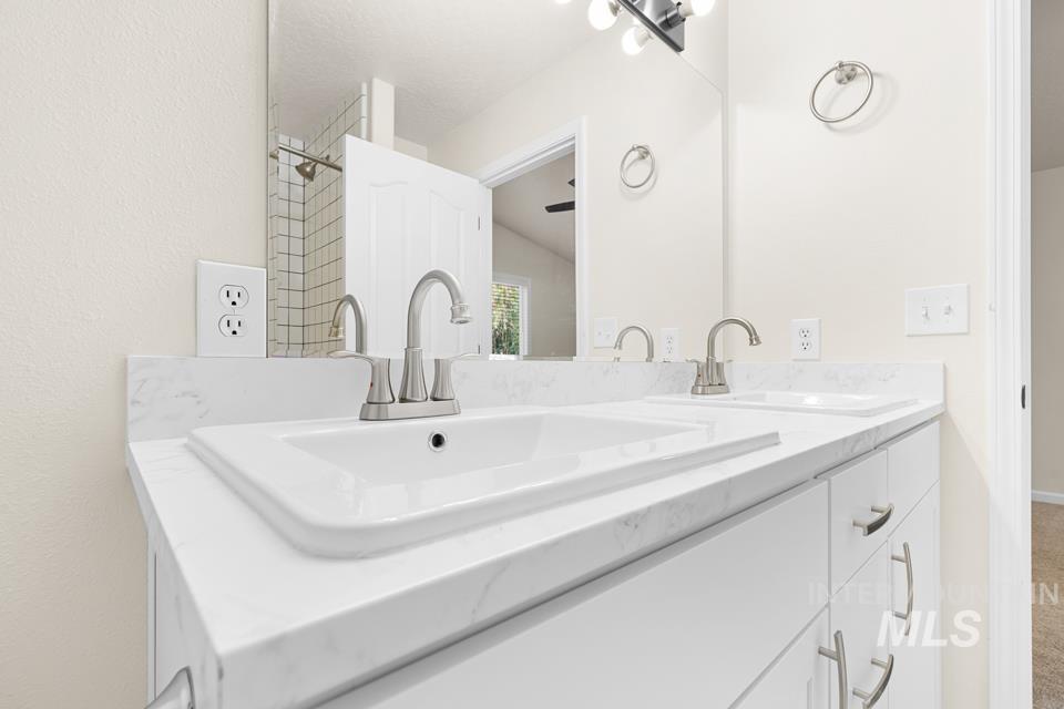 1304 N Atherton Property Photo 27