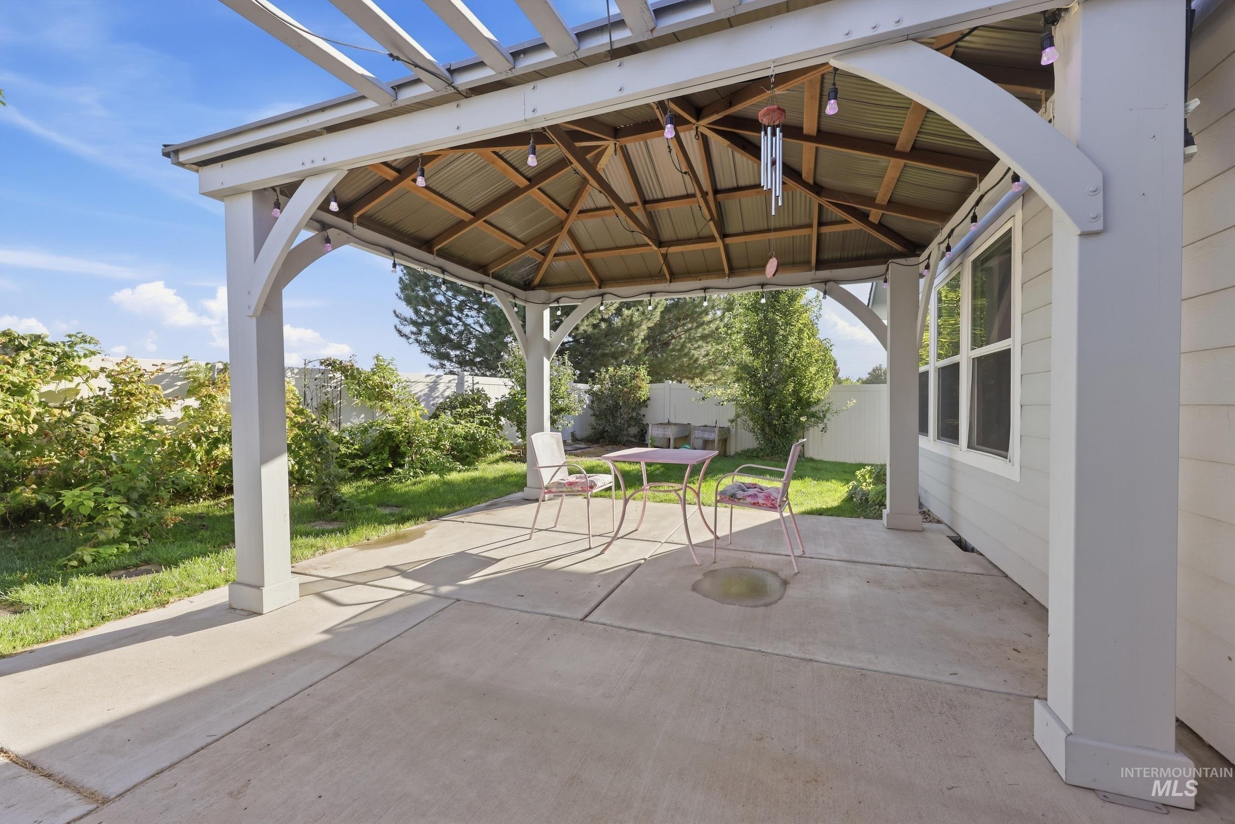 10690 Hackberry St Property Photo 17