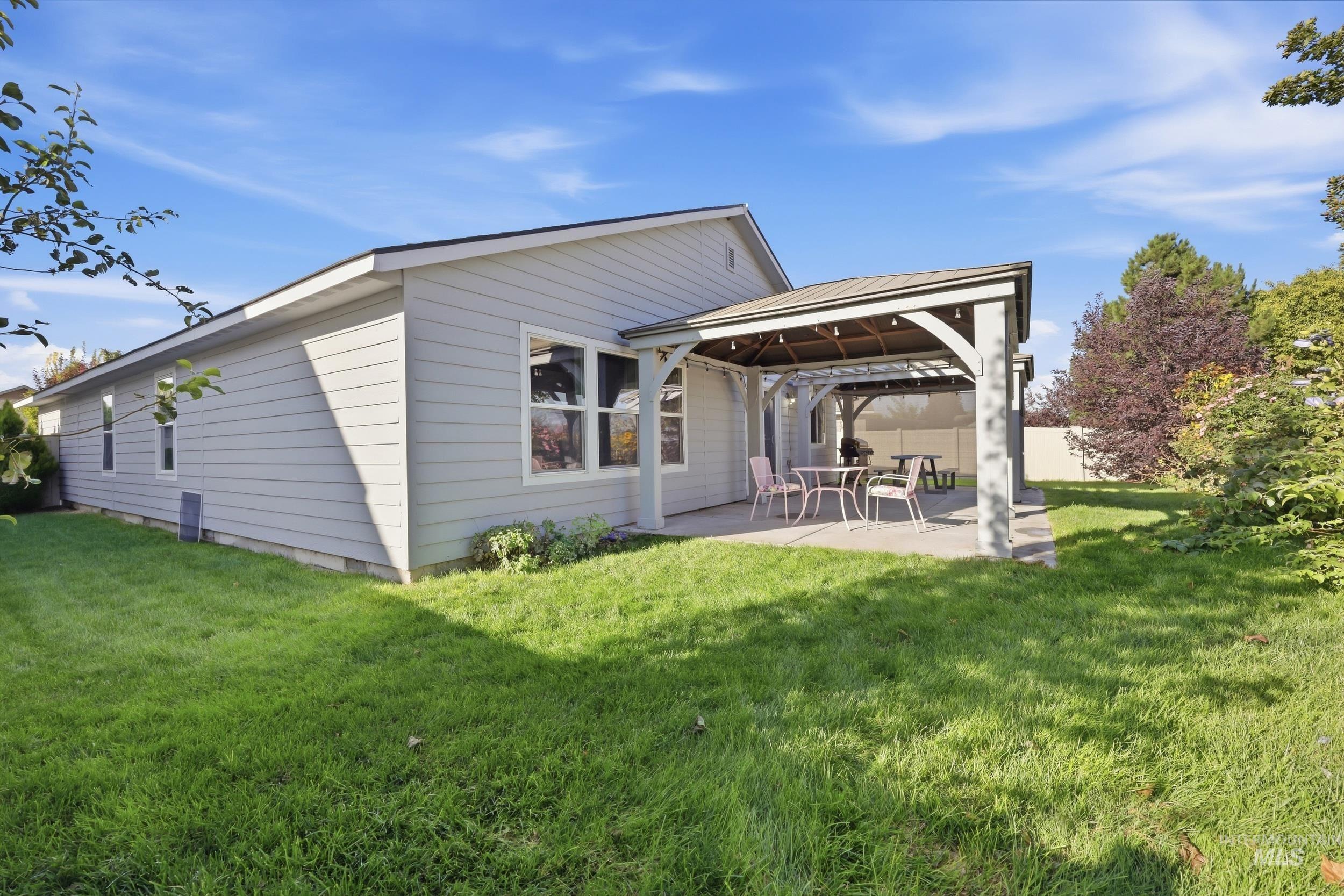 10690 Hackberry St Property Photo 31