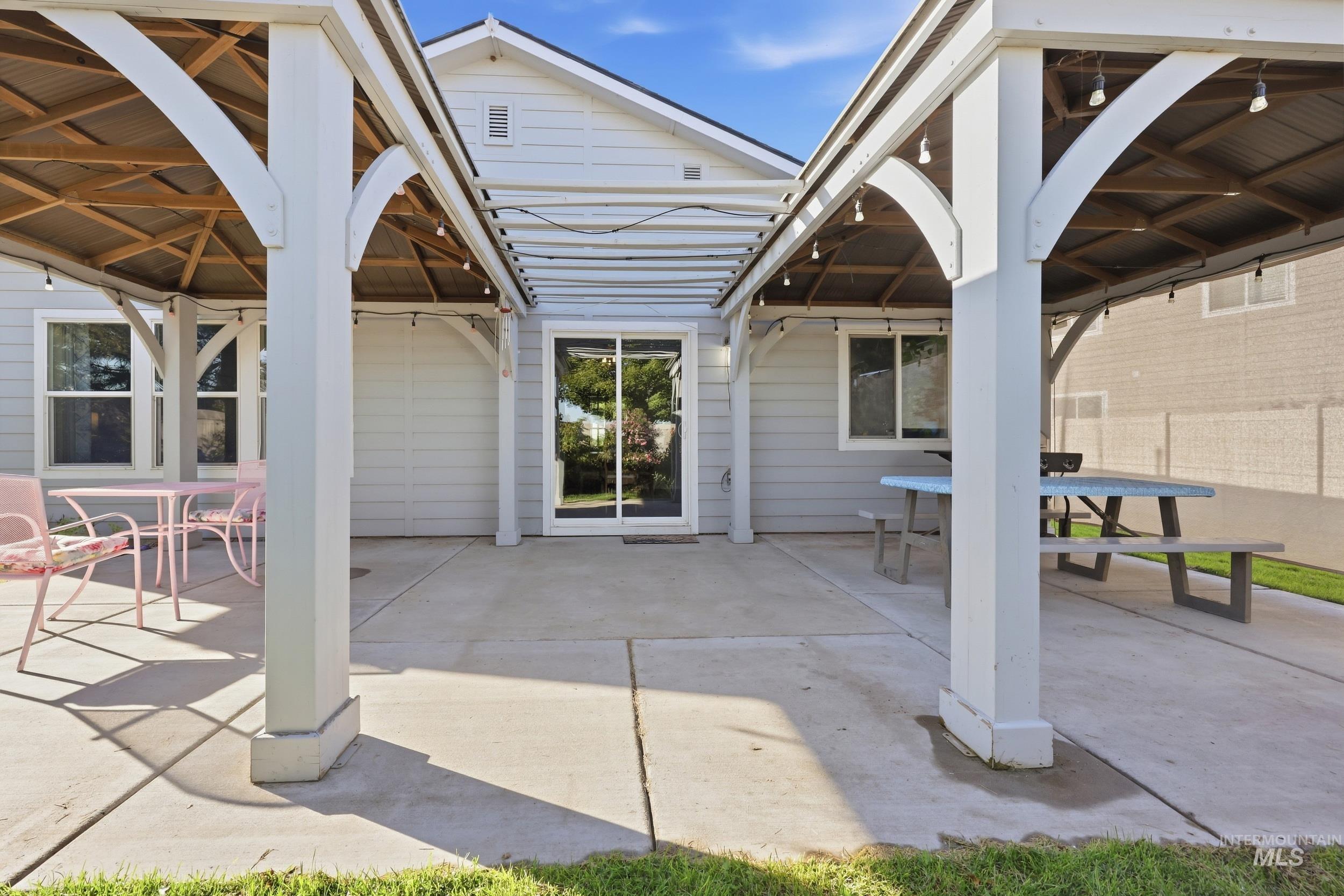 10690 Hackberry St Property Photo 33