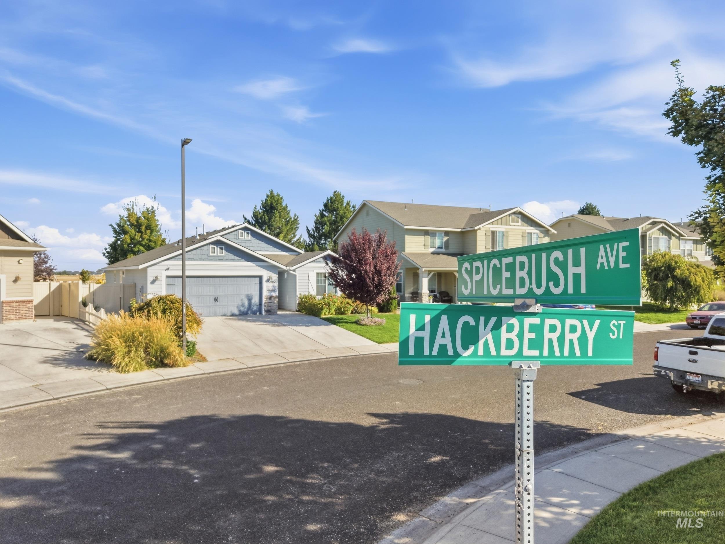 10690 Hackberry St Property Photo 44
