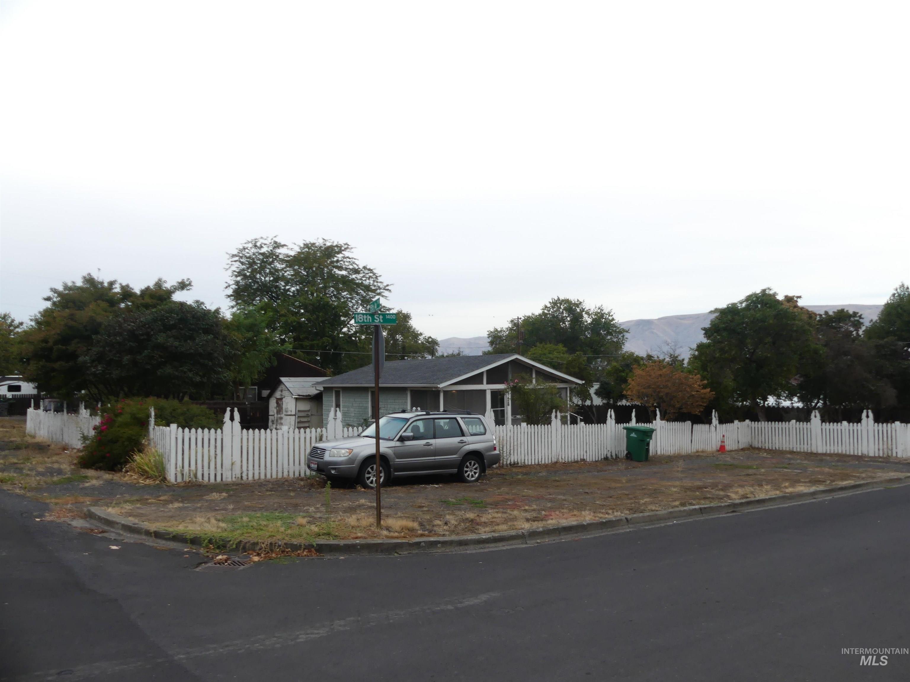 1428 18th St Property Photo 5