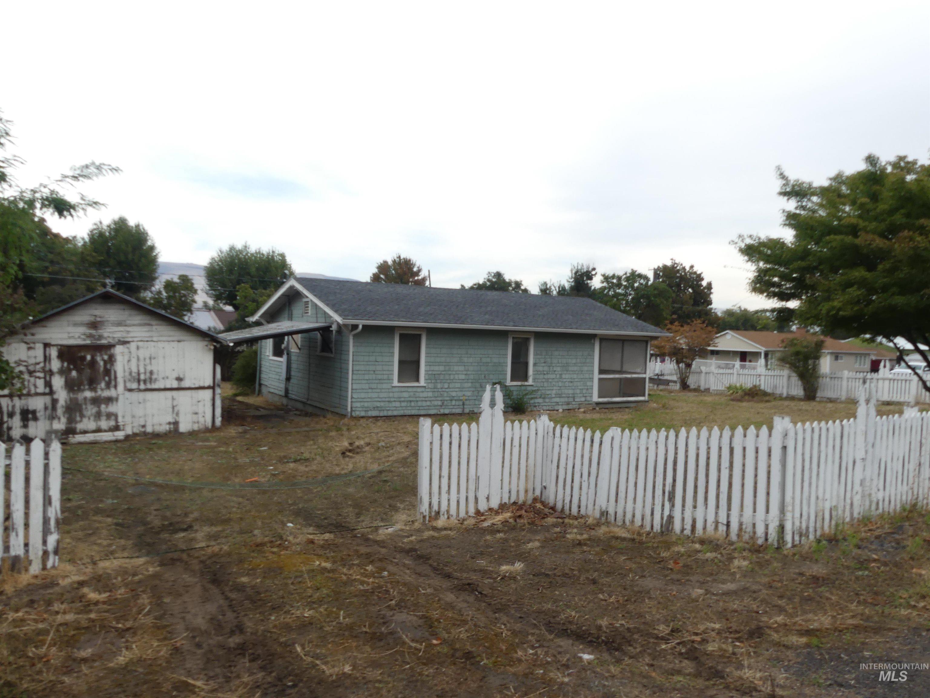 1428 18th St Property Photo 9