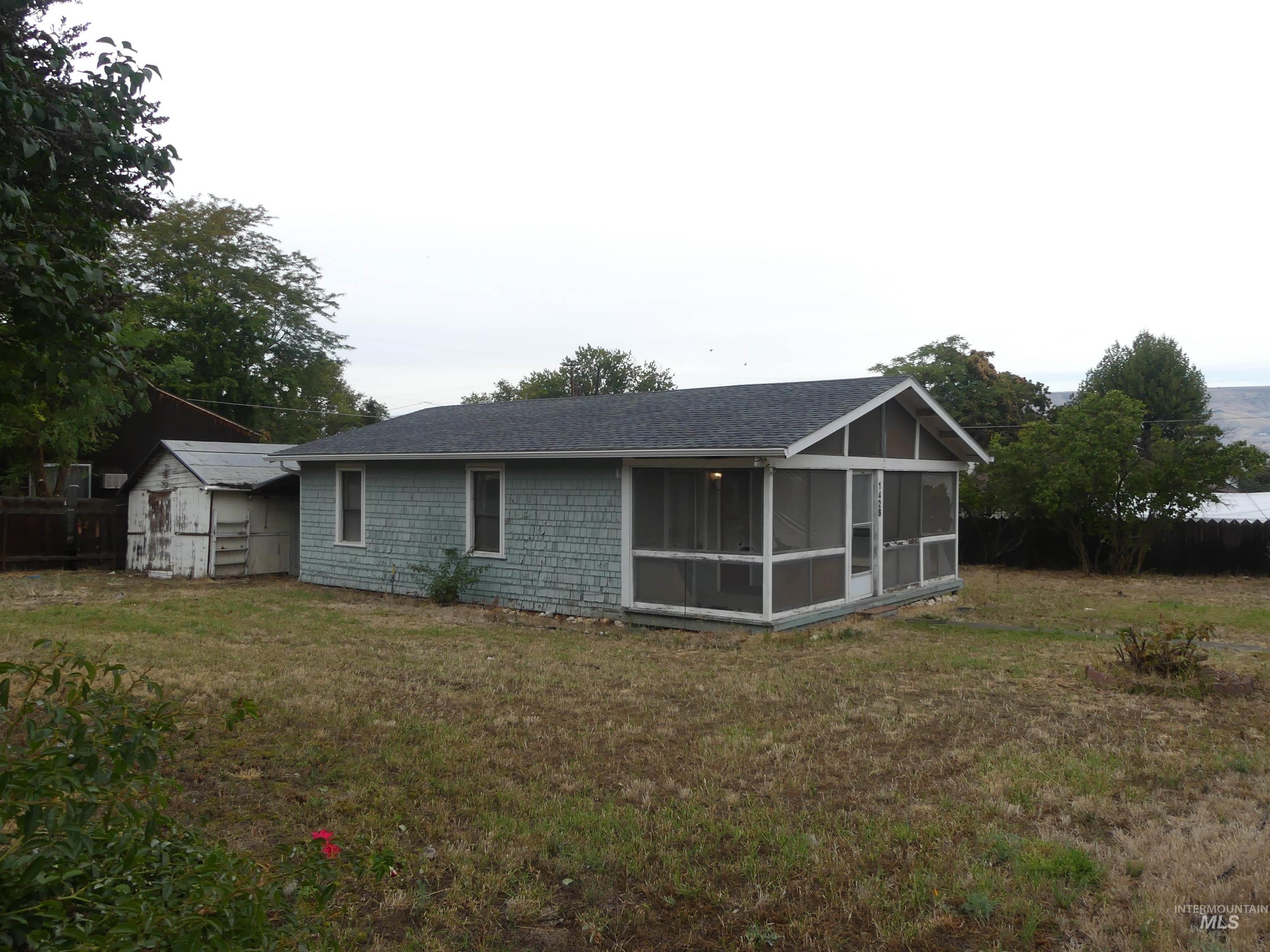 1428 18th St Property Photo 13