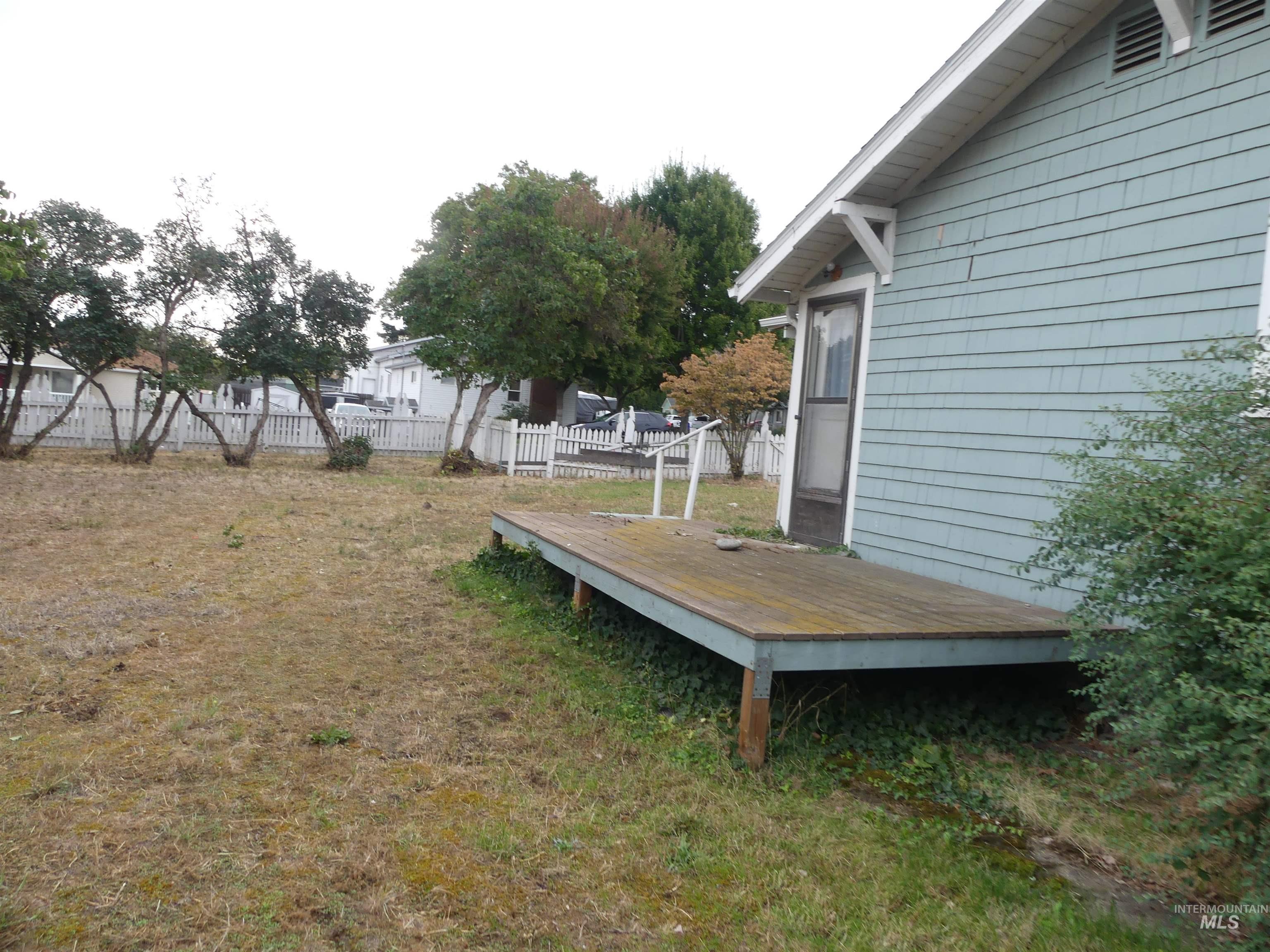 1428 18th St Property Photo 25