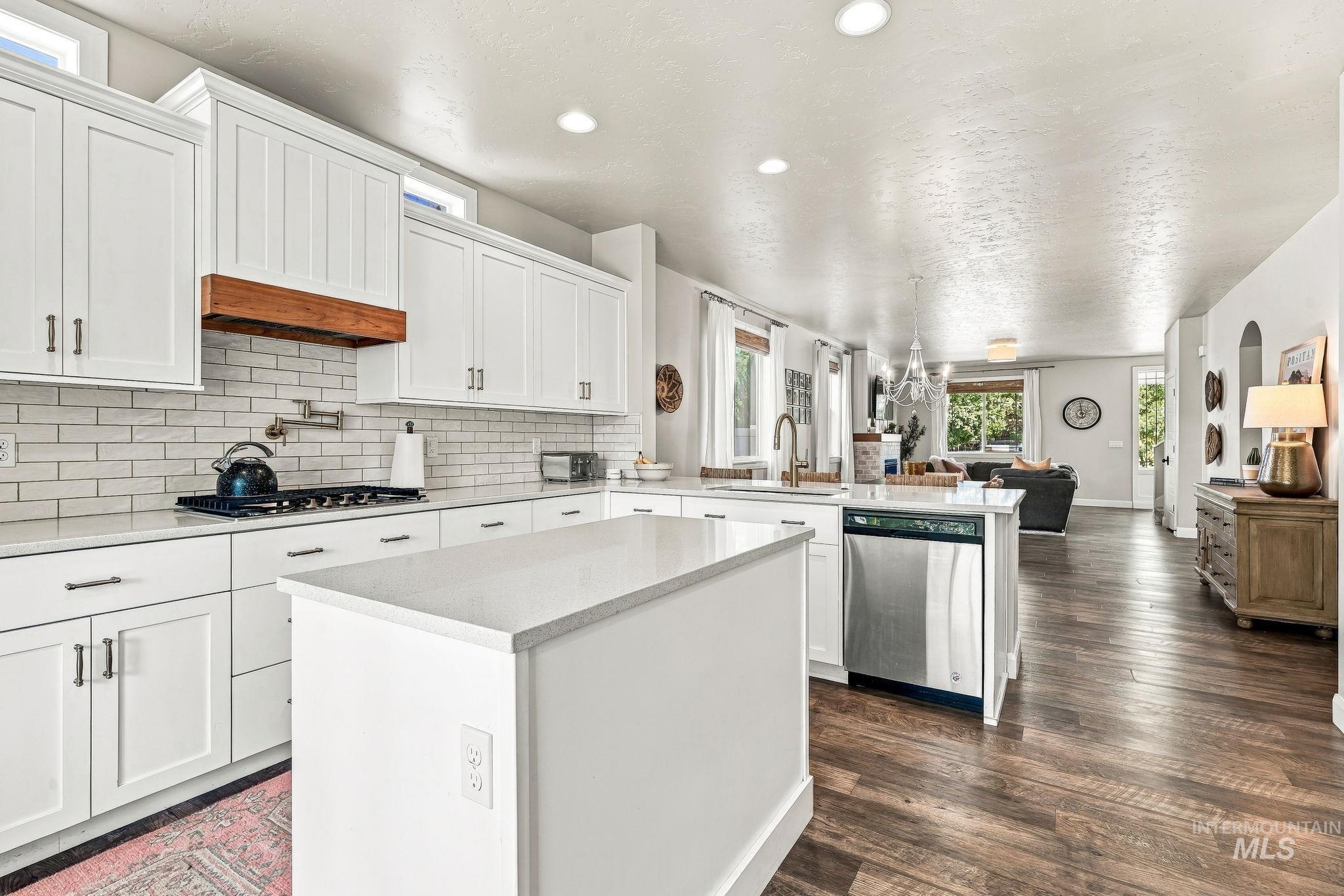 365 N Tullshire Property Photo 26