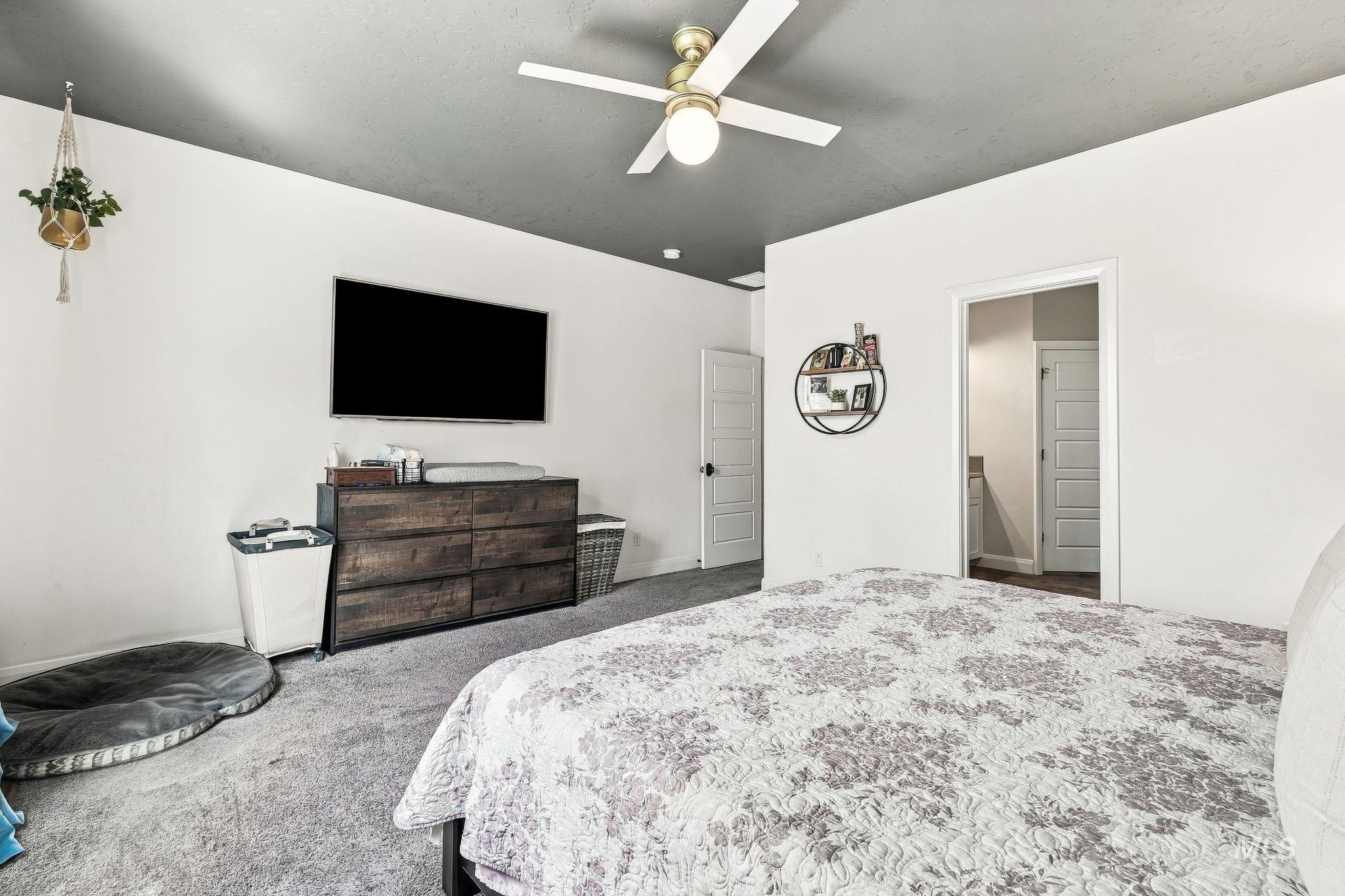 365 N Tullshire Property Photo 31