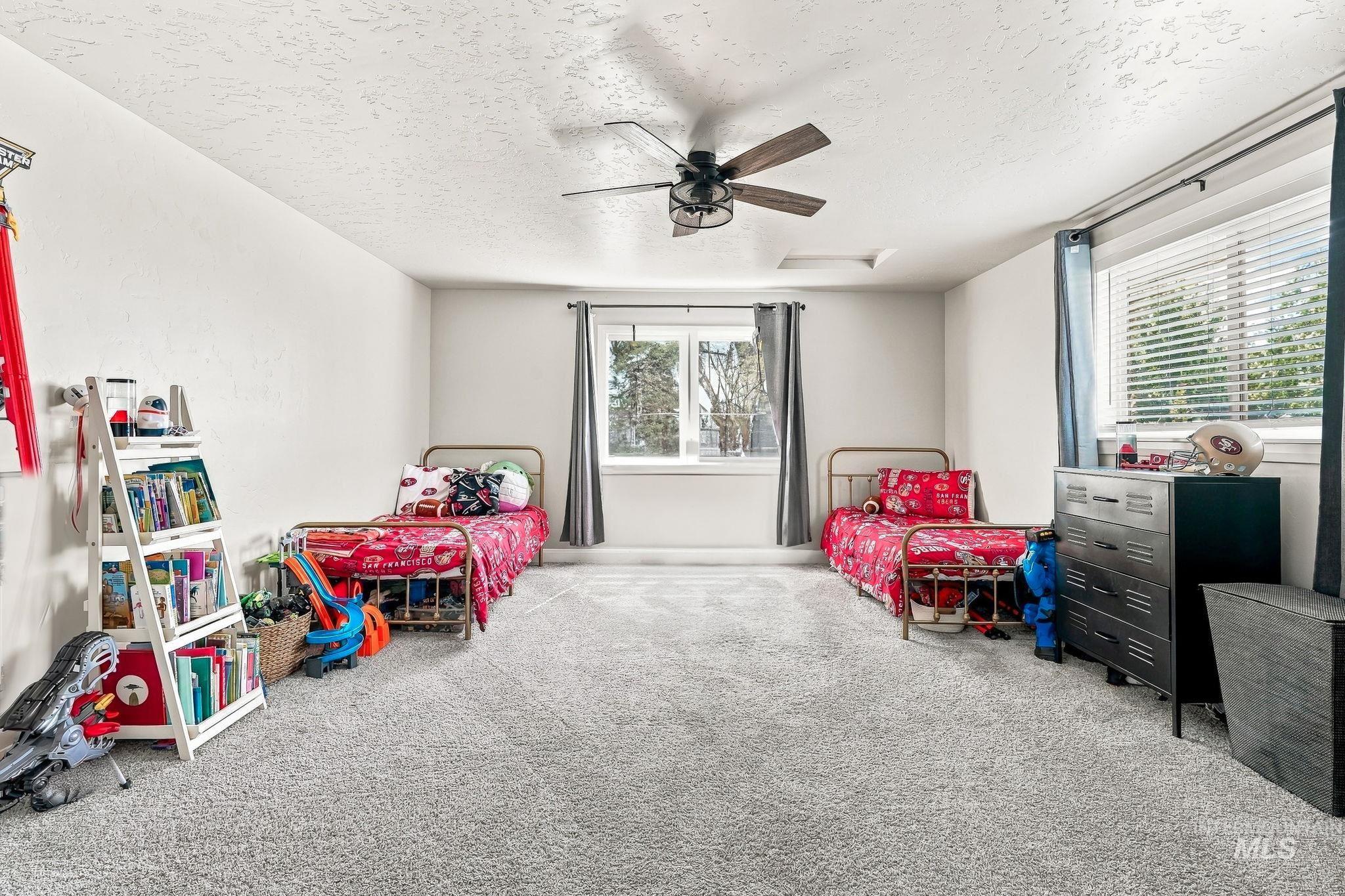365 N Tullshire Property Photo 40