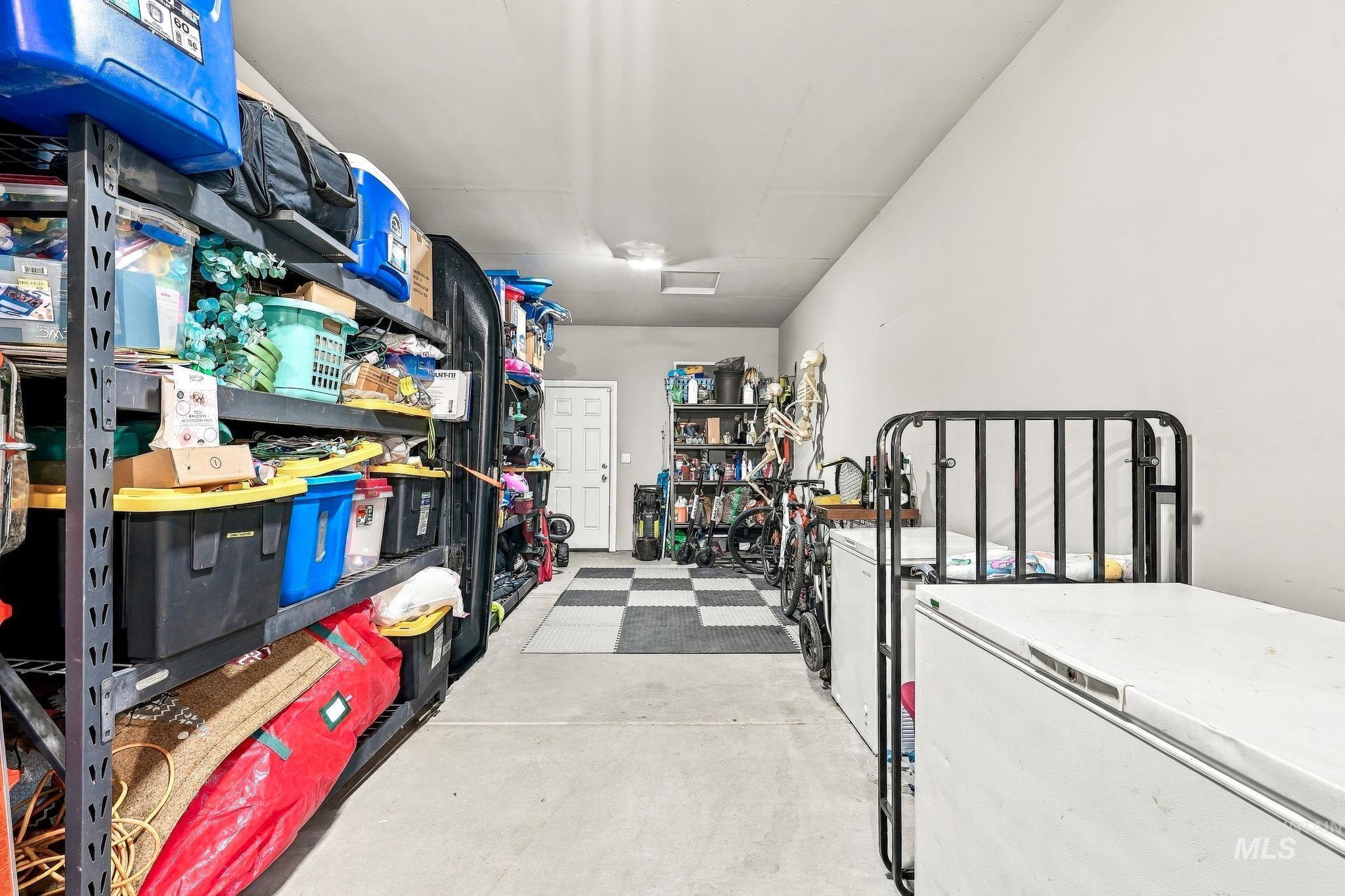 365 N Tullshire Property Photo 46