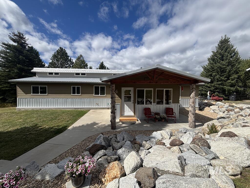 10092 Timberrim Drive Property Photo 3